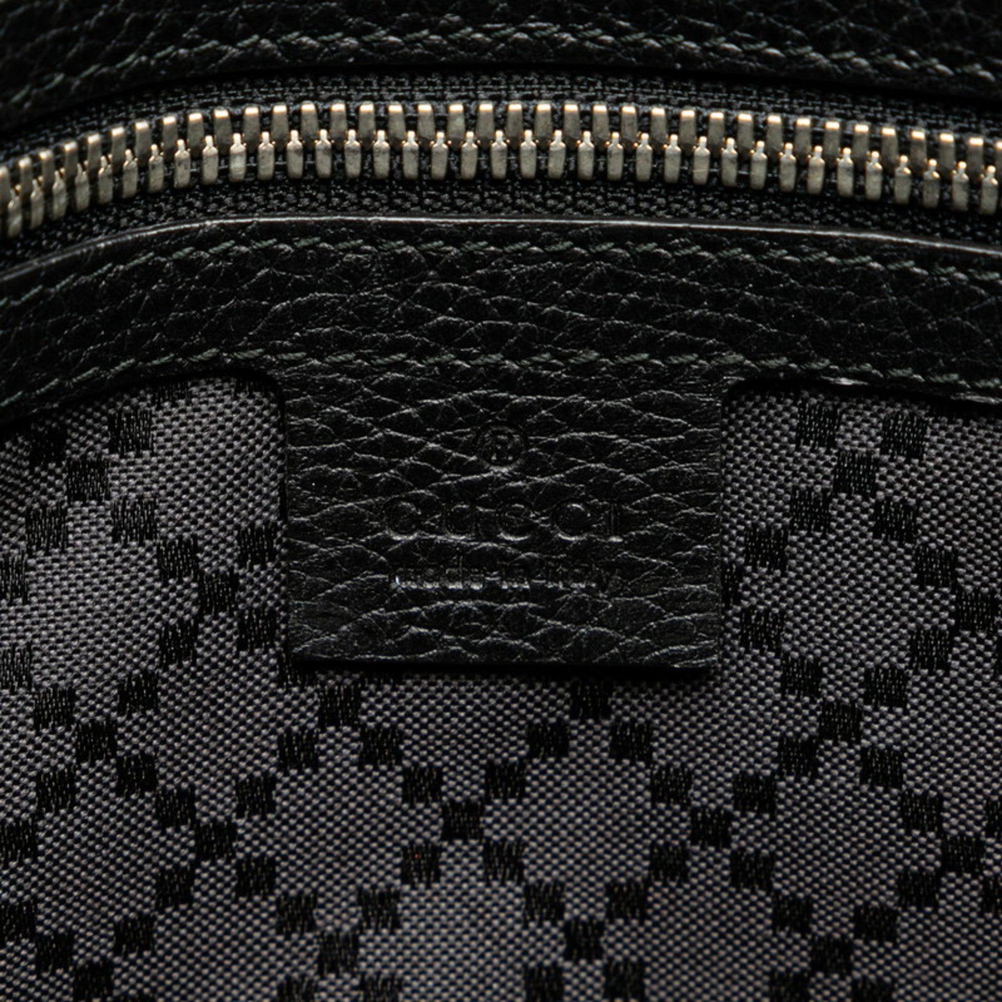 Gucci Black Leather Clutch Bag (Pre-Owned)