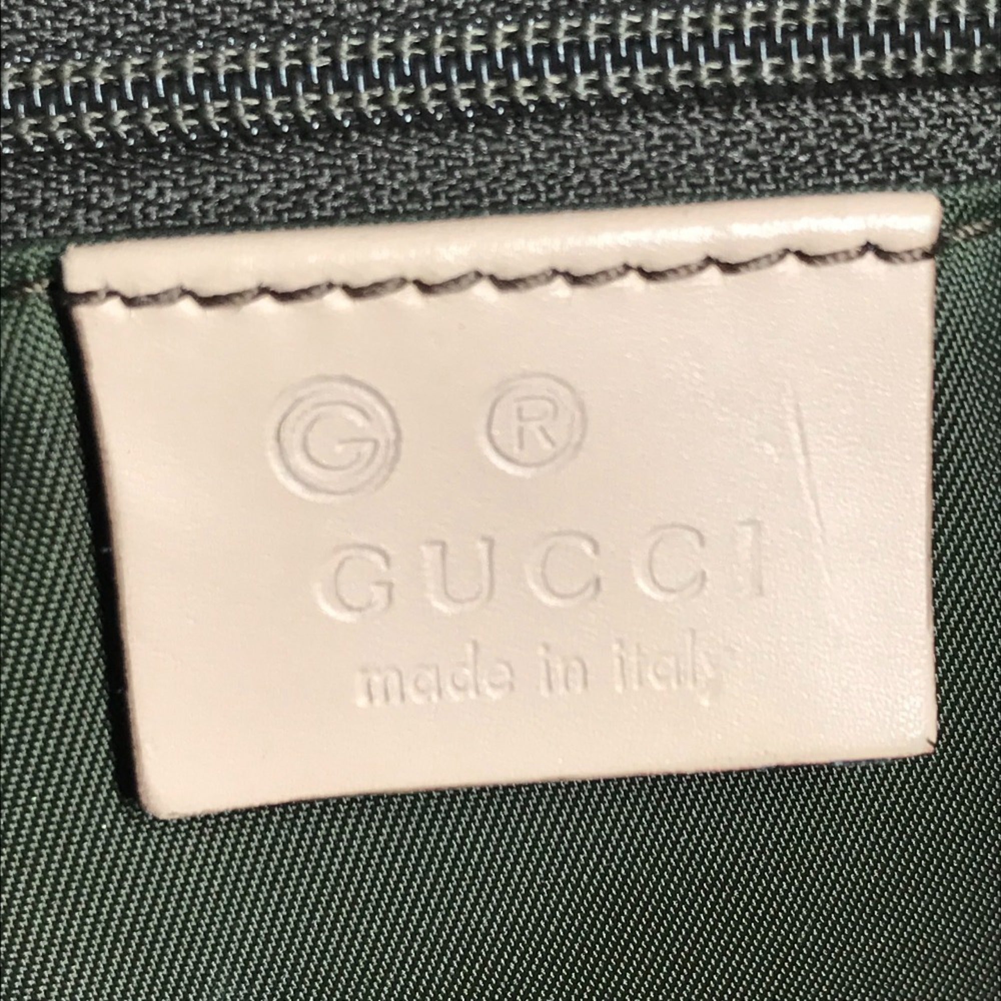 Gucci Pink Leather Coated Canvas Pochette Shoulder Bag (Pre-Owned)