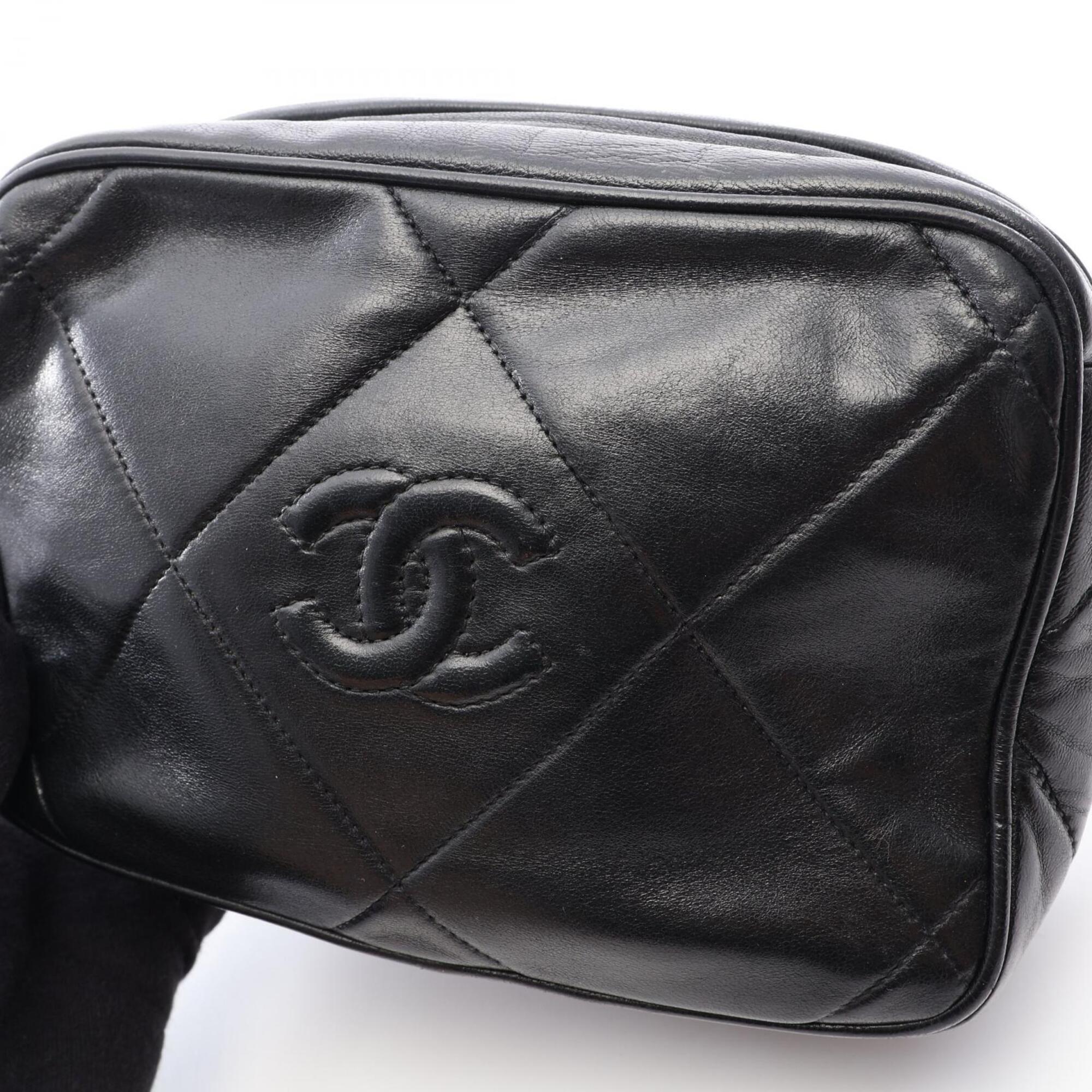 Chanel 2.55 Black Leather Handbag Shoulder Bag (Pre-Owned)