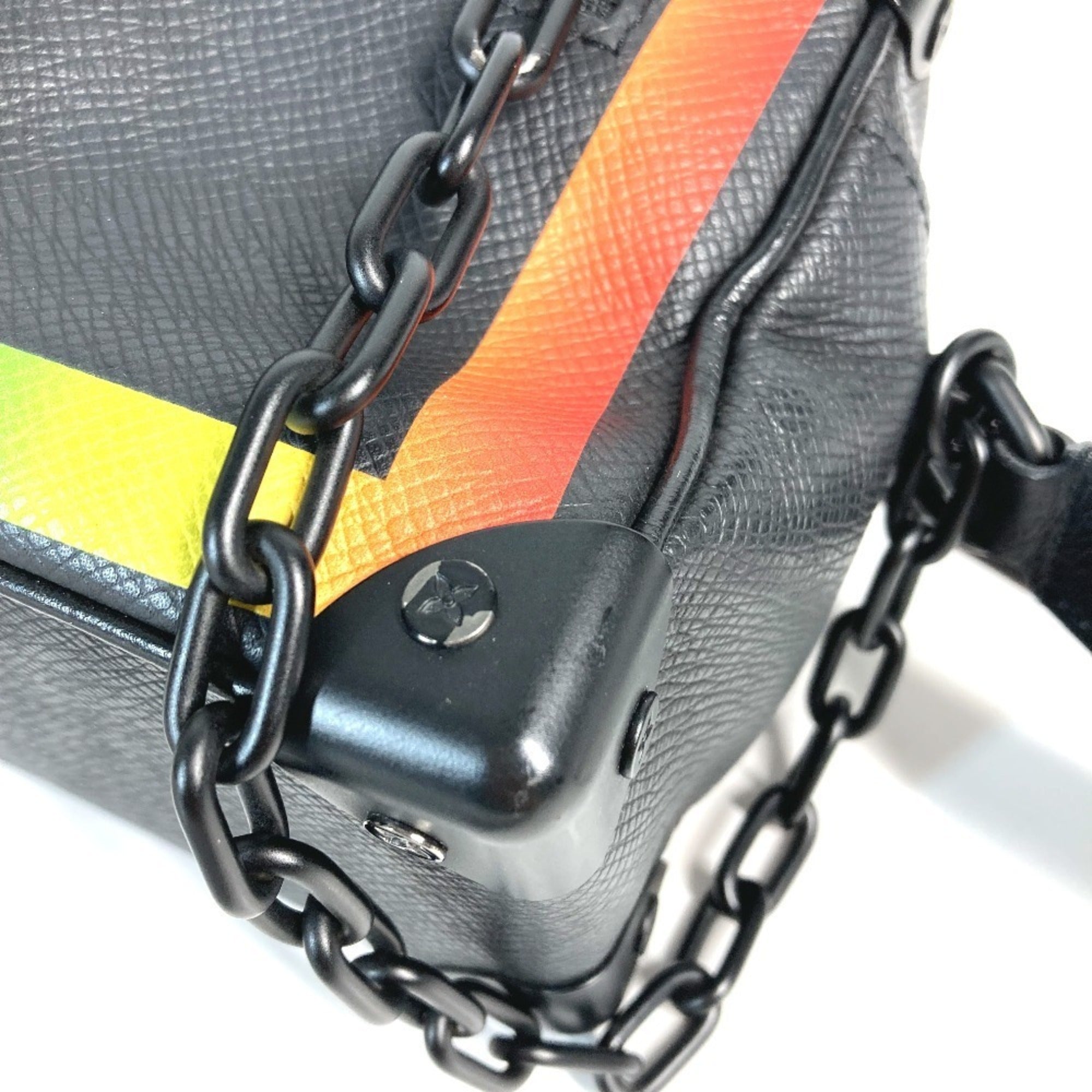Louis Vuitton Black Multi-Color Taiga Leather Pochette Shoulder Bag (Pre-Owned)