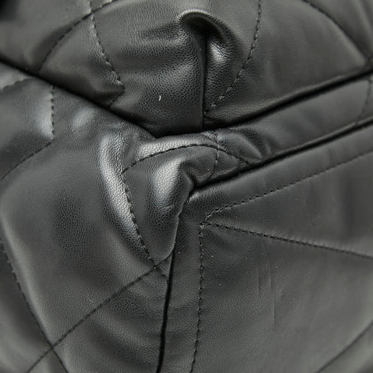 Marc Jacobs Black Quilting Backpack (Pre-Owned)