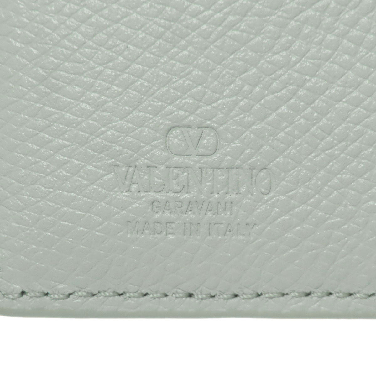 Valentino Light Green Leather Wallet (Bi-Fold) (Pre-Owned)