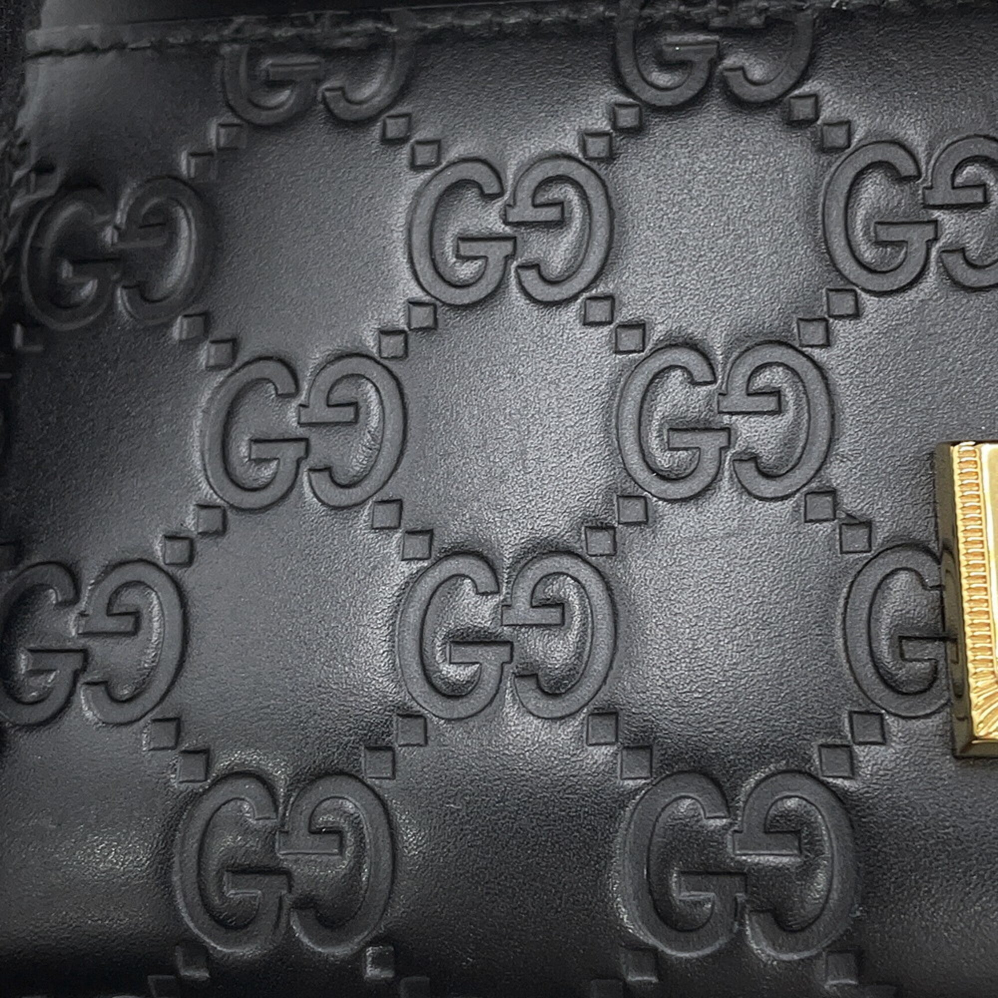Gucci Black Gg Leather Chain/Shoulder Wallet (Pre-Owned)