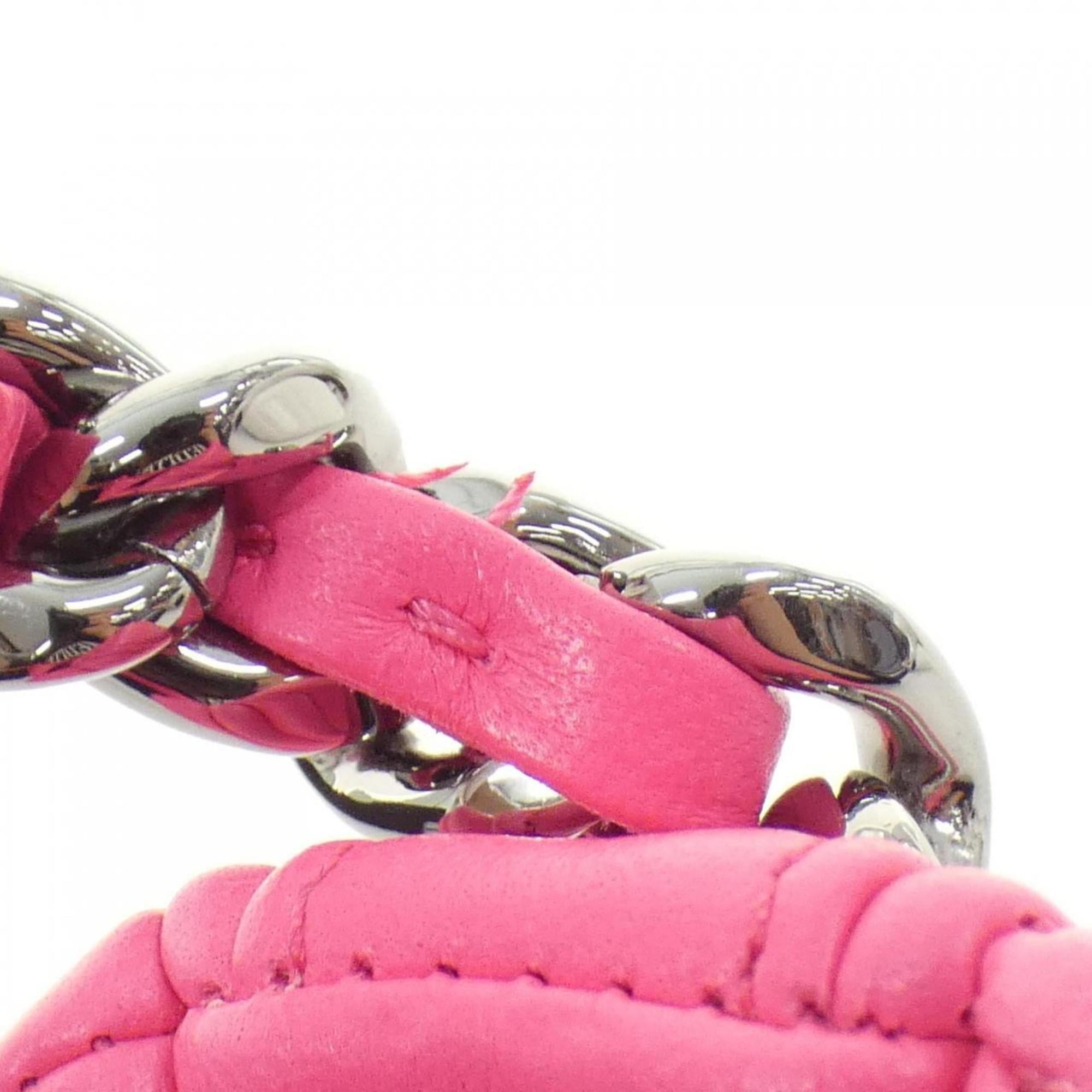 Chanel Pink Leather Shoulder Bag (Pre-Owned)