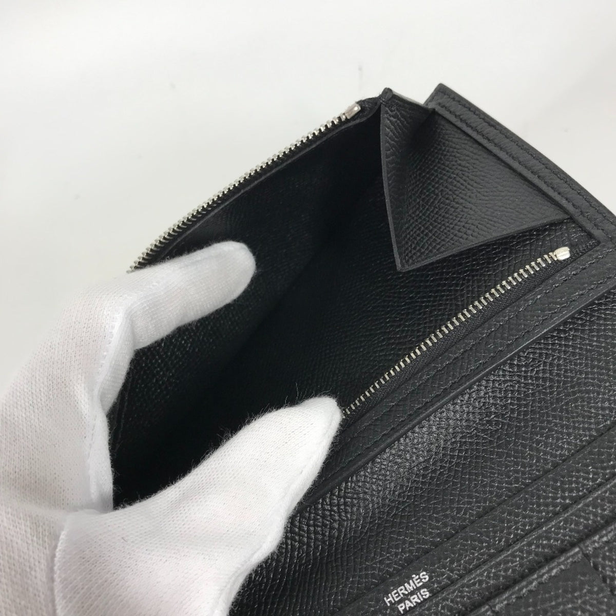 Hermes Black Epsom Leather Long Wallet (Bi-Fold) (Pre-Owned)