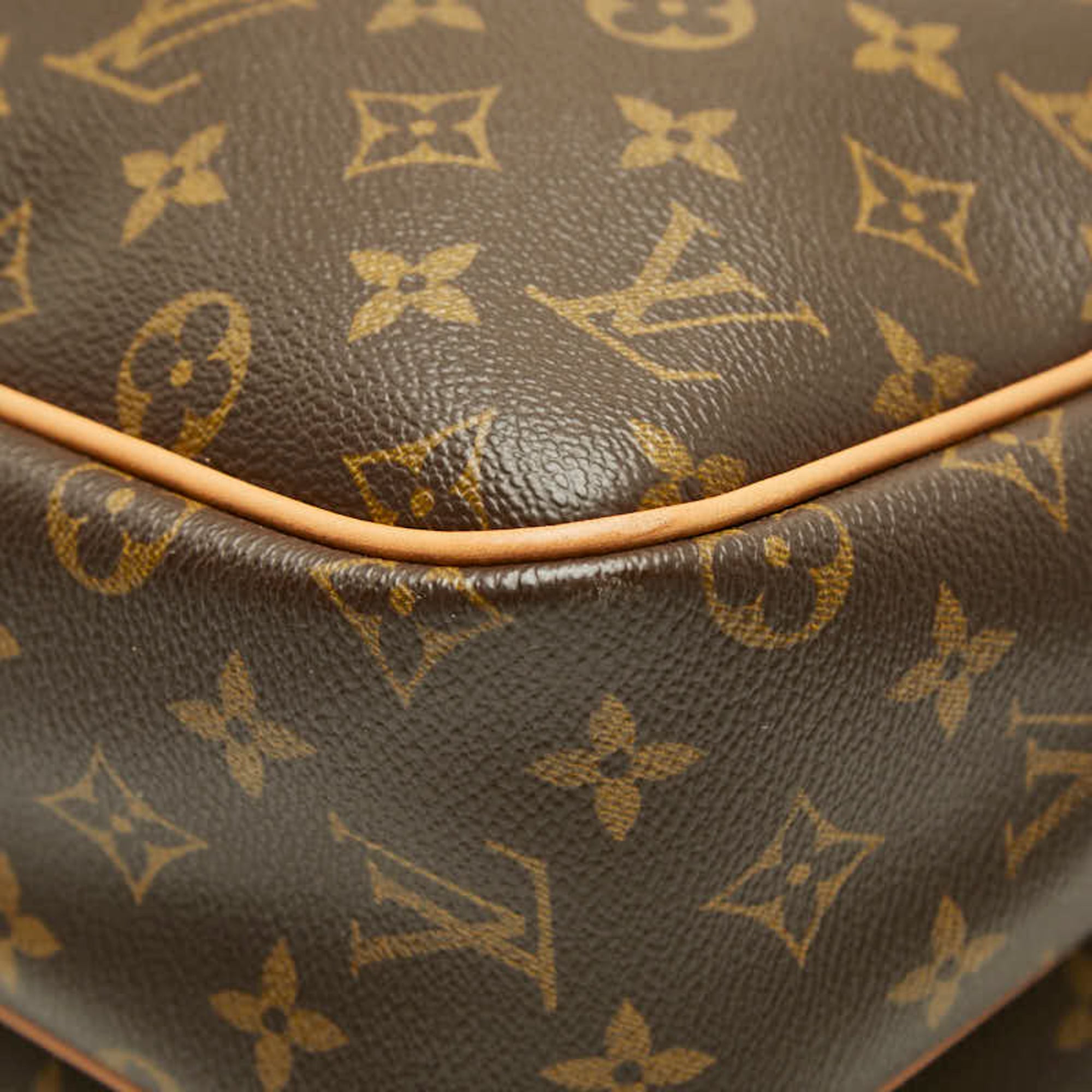 Louis Vuitton Brown Pvc Leather Shoulder Bag (Pre-Owned)