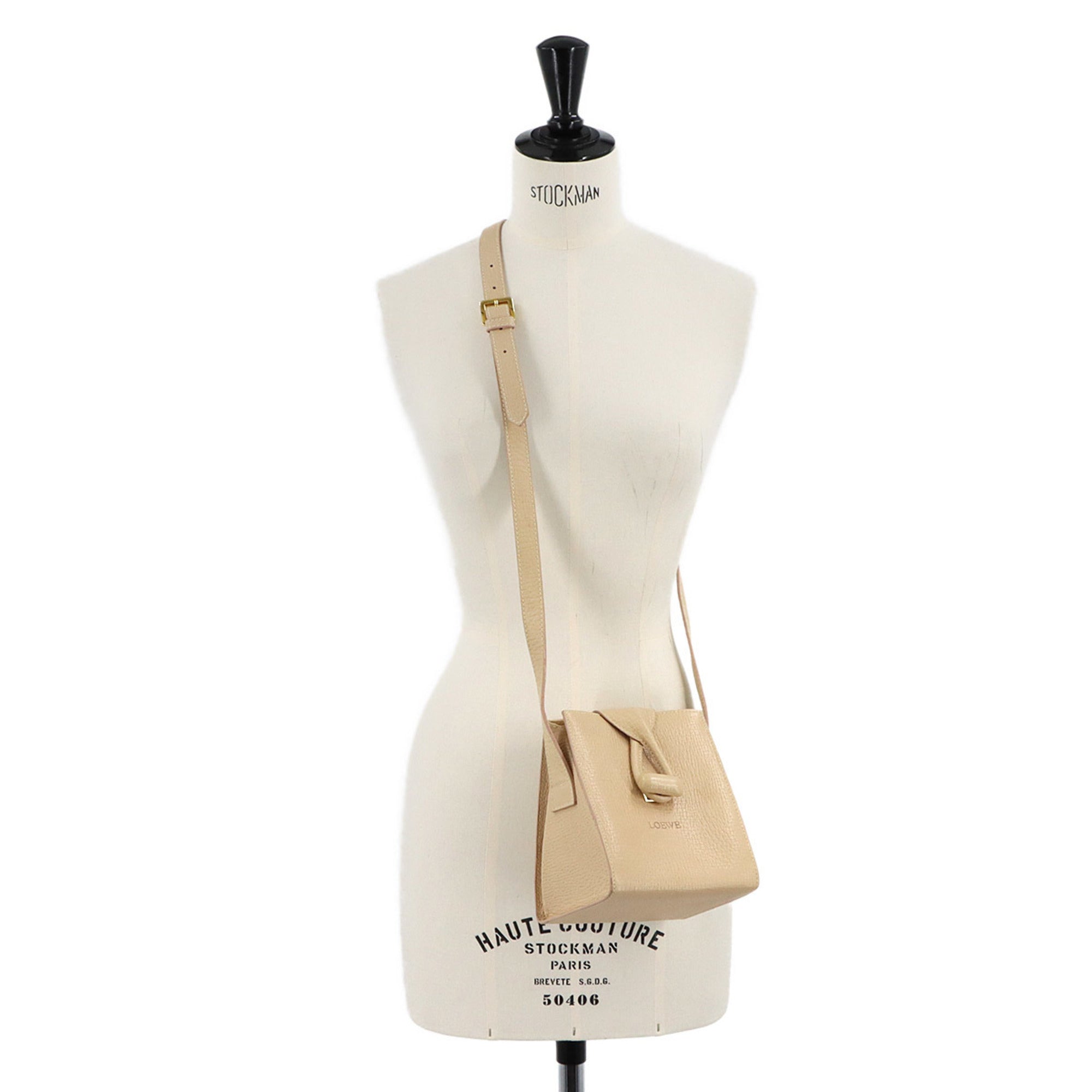 Loewe Beige Leather Handbag Shoulder Bag (Pre-Owned)