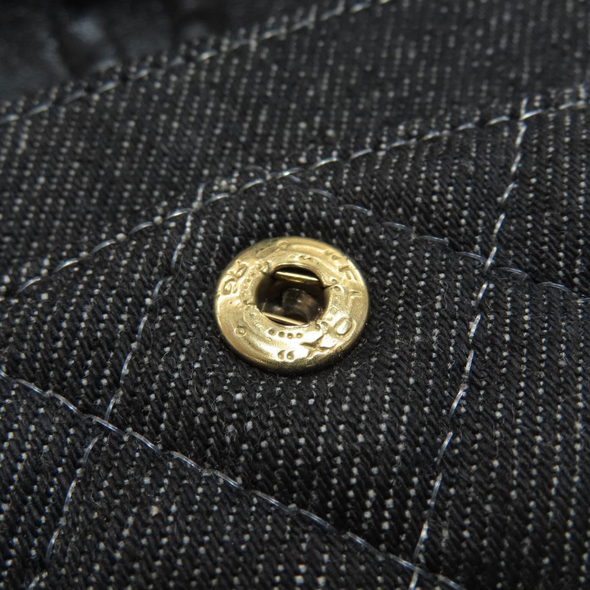 Chanel Black Denim Shoulder Bag (Pre-Owned)