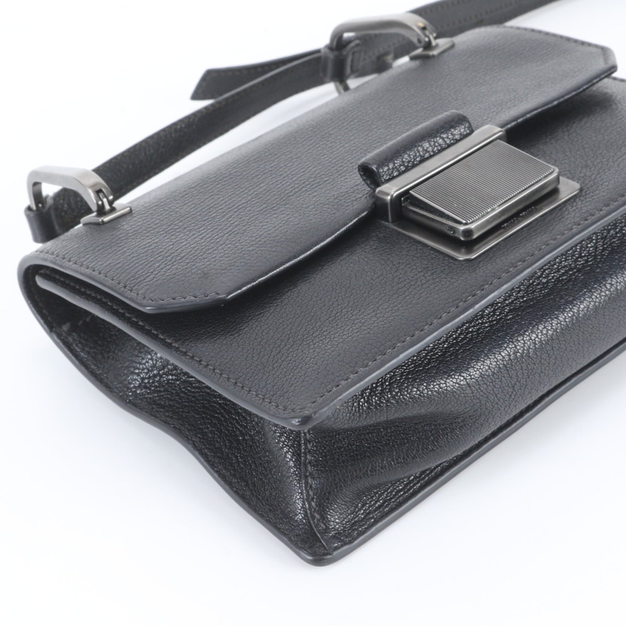 Miu Miu Black Leather Crossbody Bag Handbag Shoulder Bag Tote Bag (Pre-Owned)