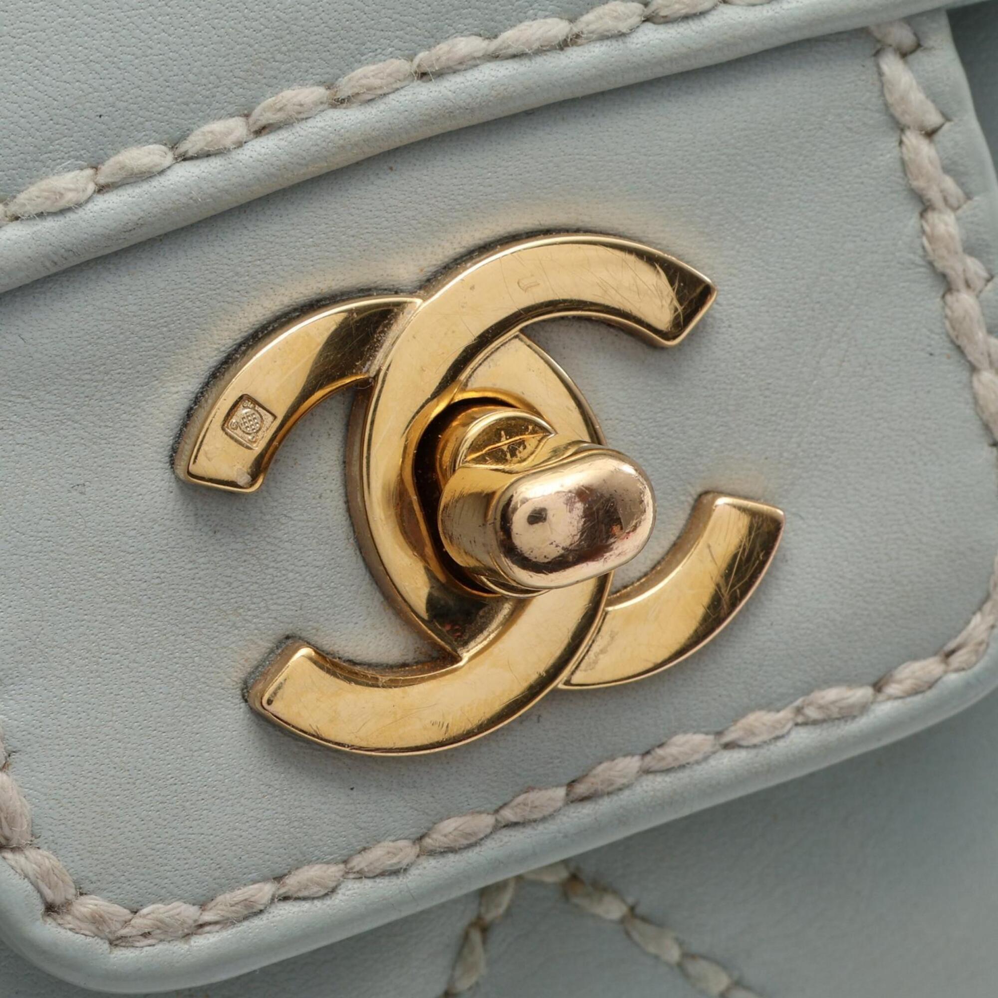 Chanel Blue Leather Handbag (Pre-Owned)