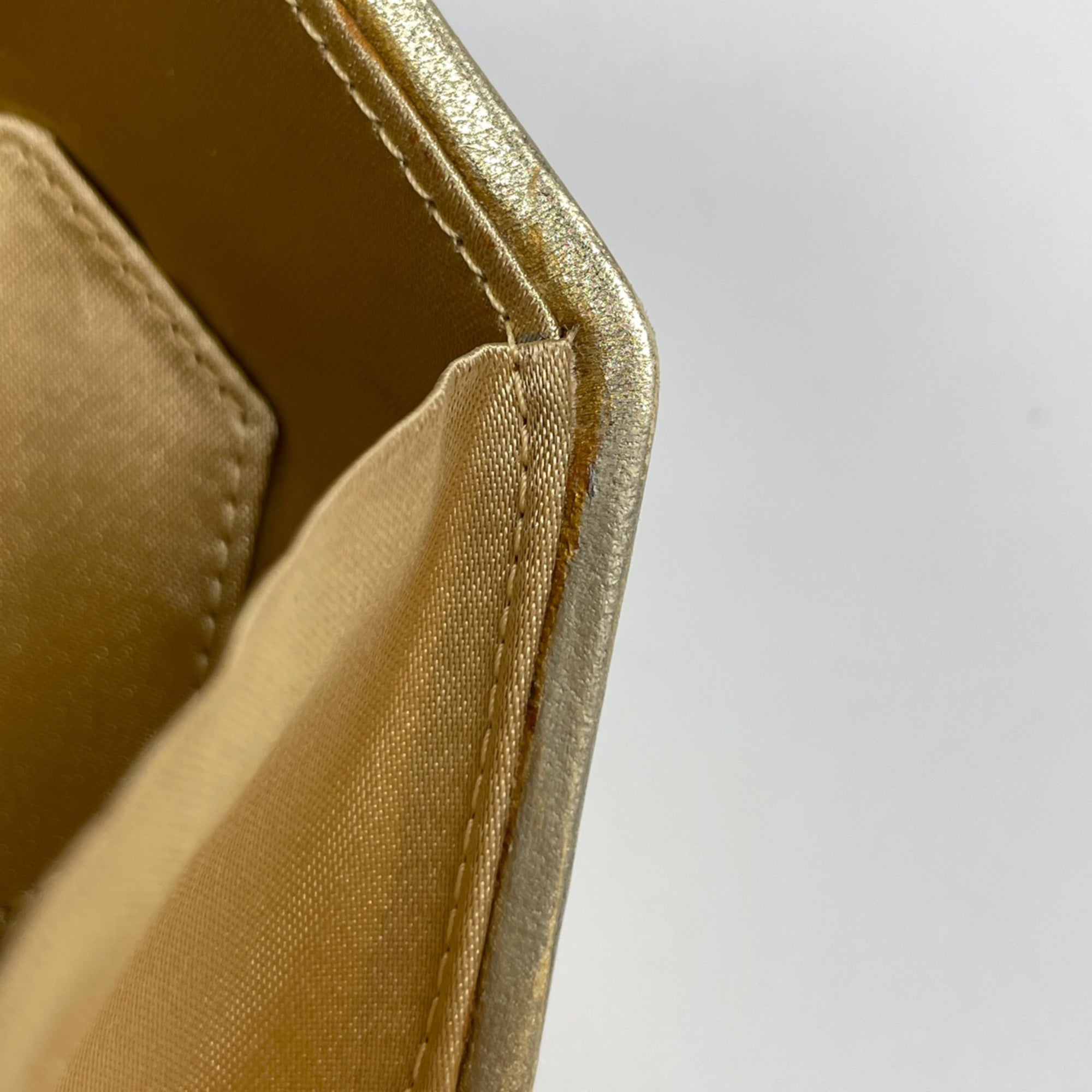 Chanel Gold Leather Clutch Bag (Pre-Owned)