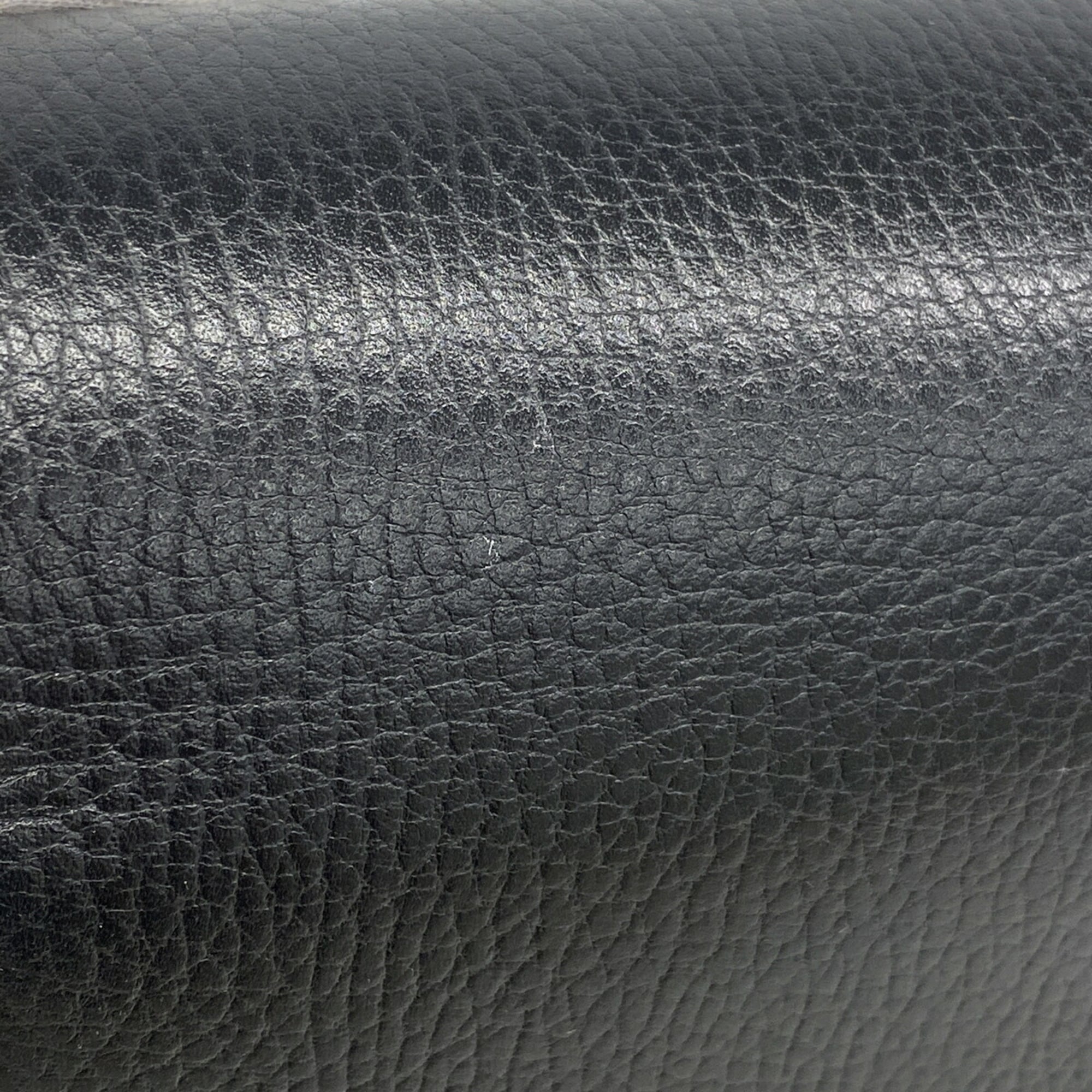 Gucci Black Leather Shoulder Bag (Pre-Owned)