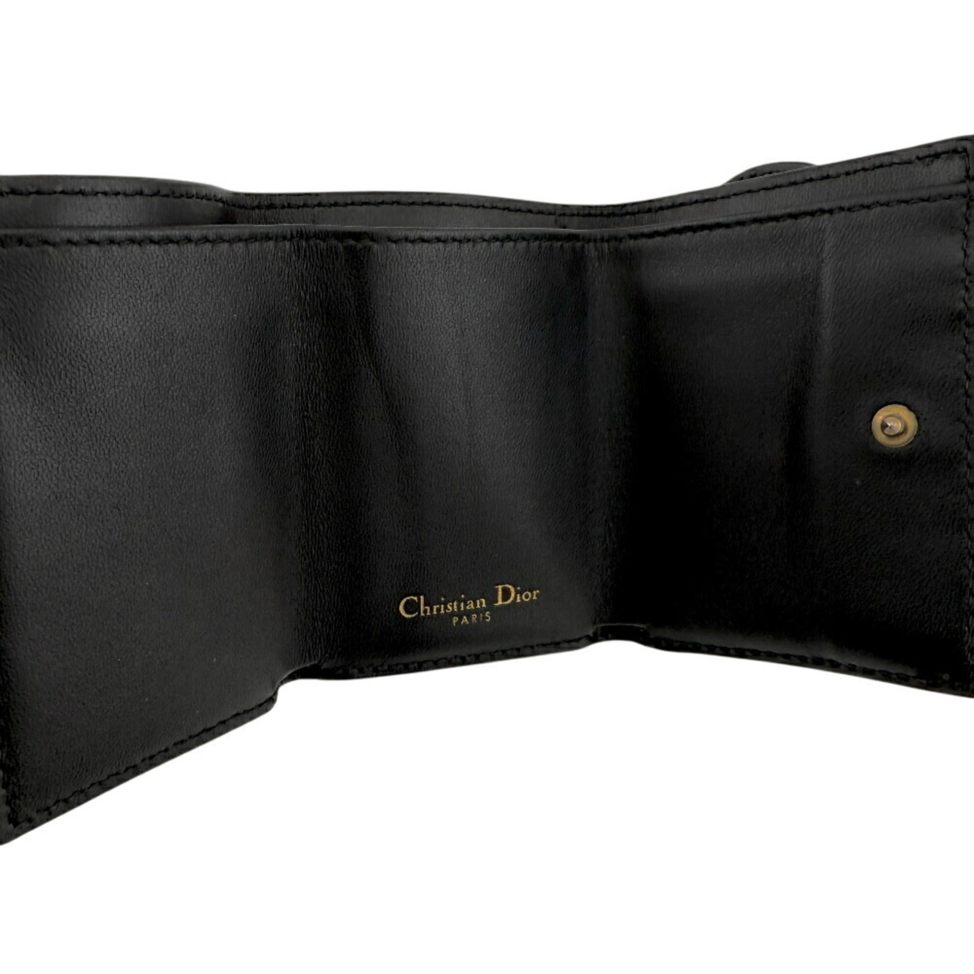 Christian Dior Black Leather Wallet (Tri-Fold) (Pre-Owned)
