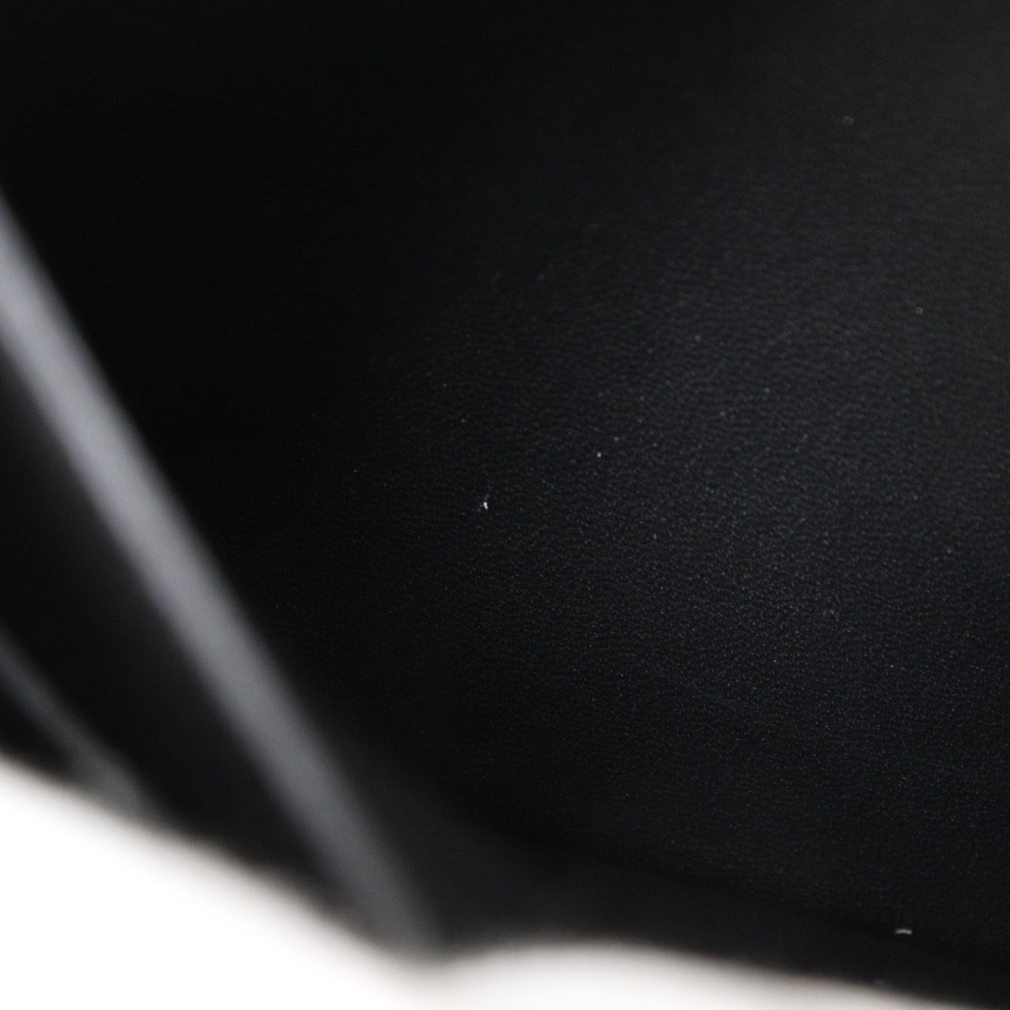 Hermes Black Togo Leather Wallet (Bi-Fold) (Pre-Owned)