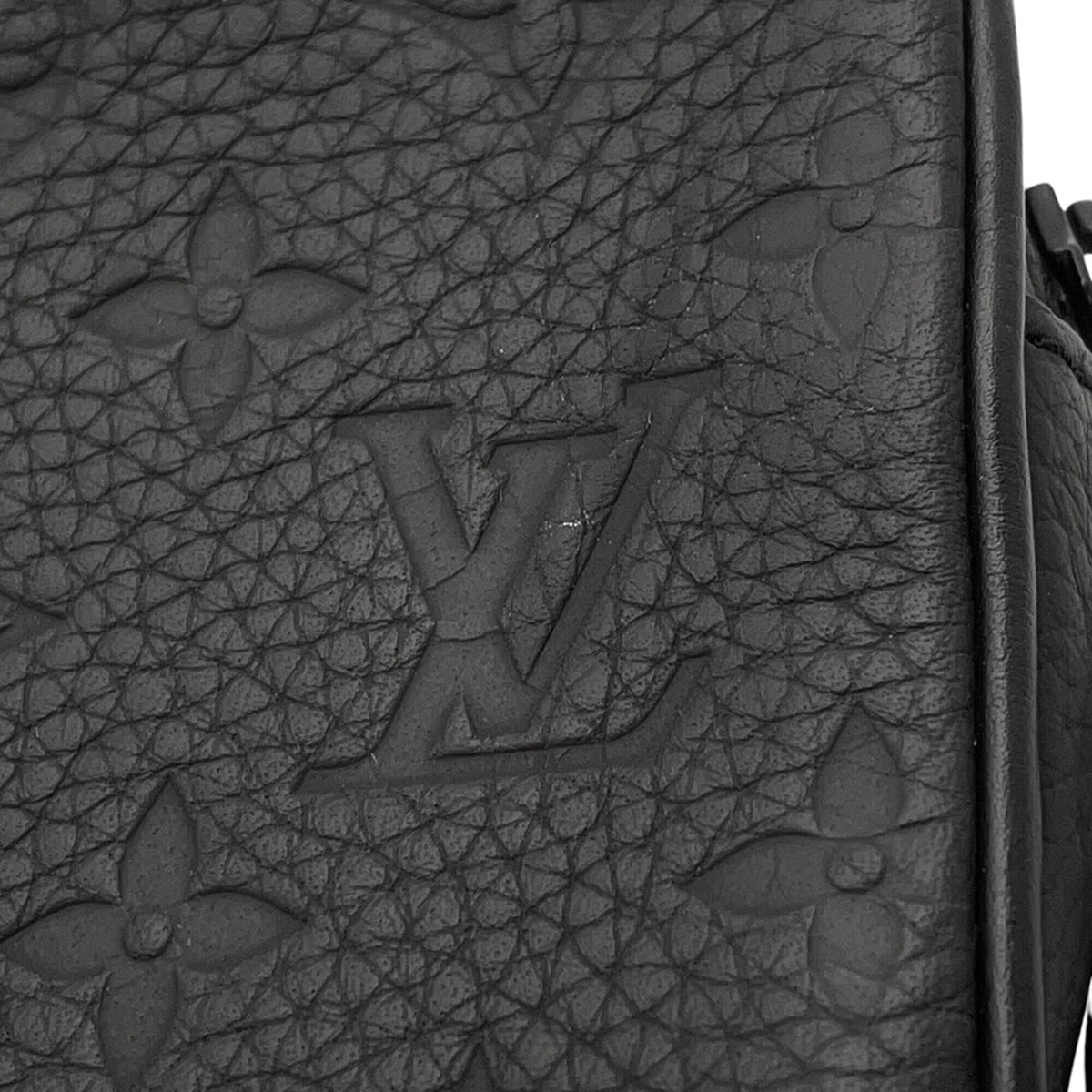 Louis Vuitton Black Monogram Noir Monogram Handbag Pochette (Pre-Owned)