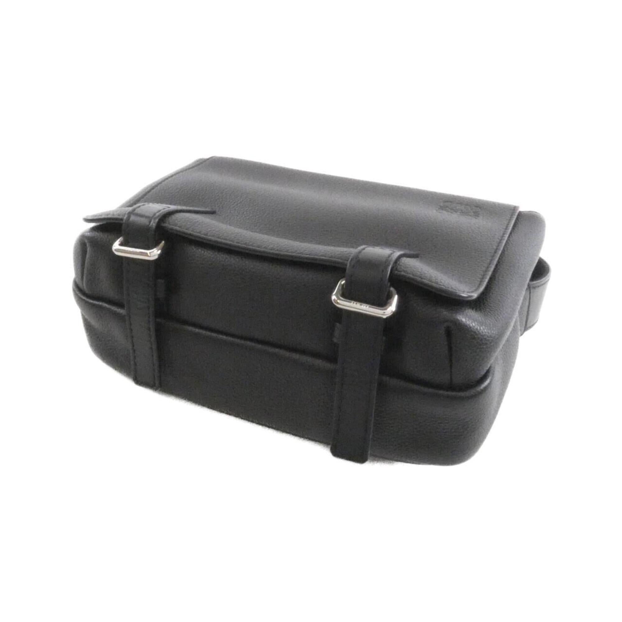Loewe Black Leather Shoulder Bag (Pre-Owned)