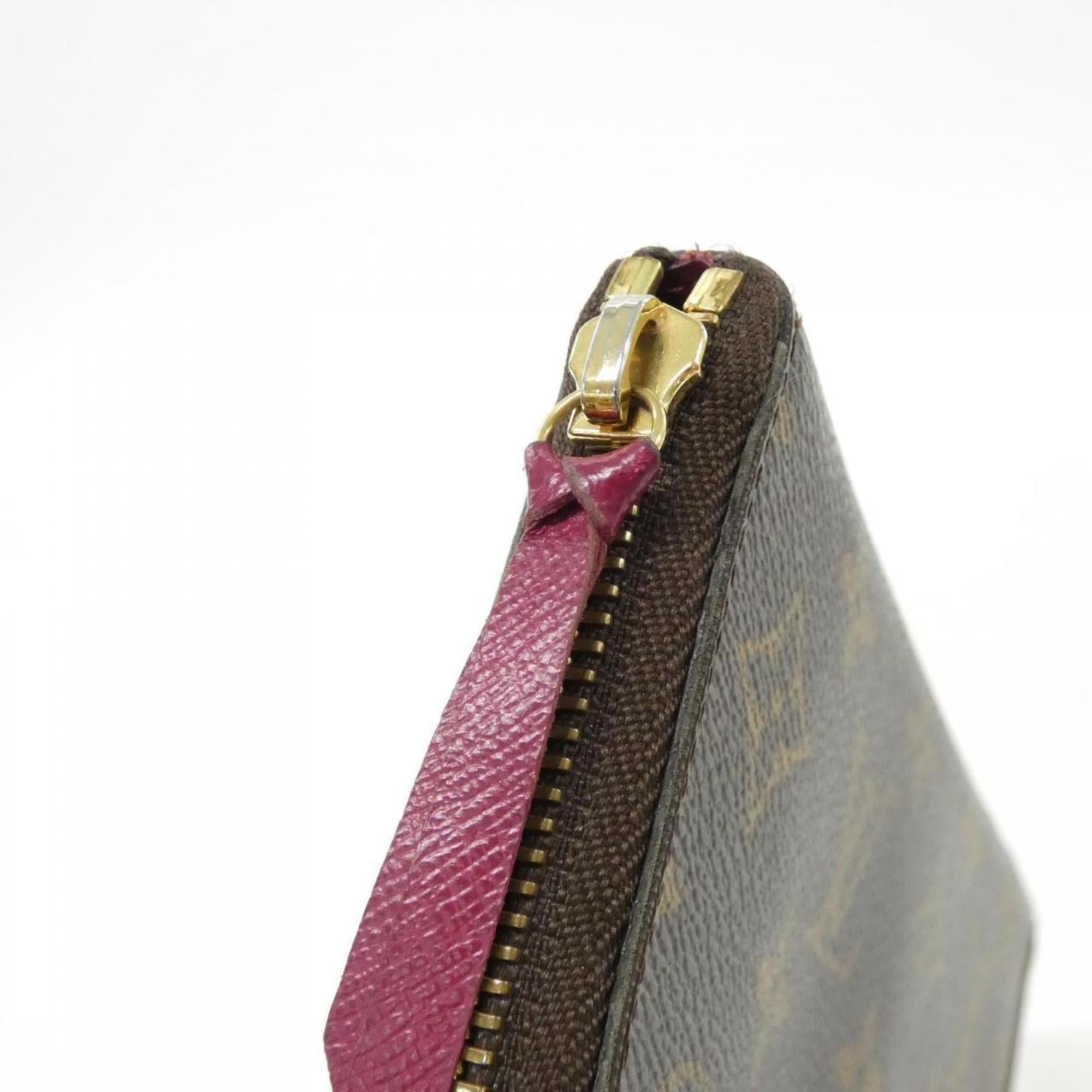 Louis Vuitton Marron Coated Canvas (Pre-Owned)