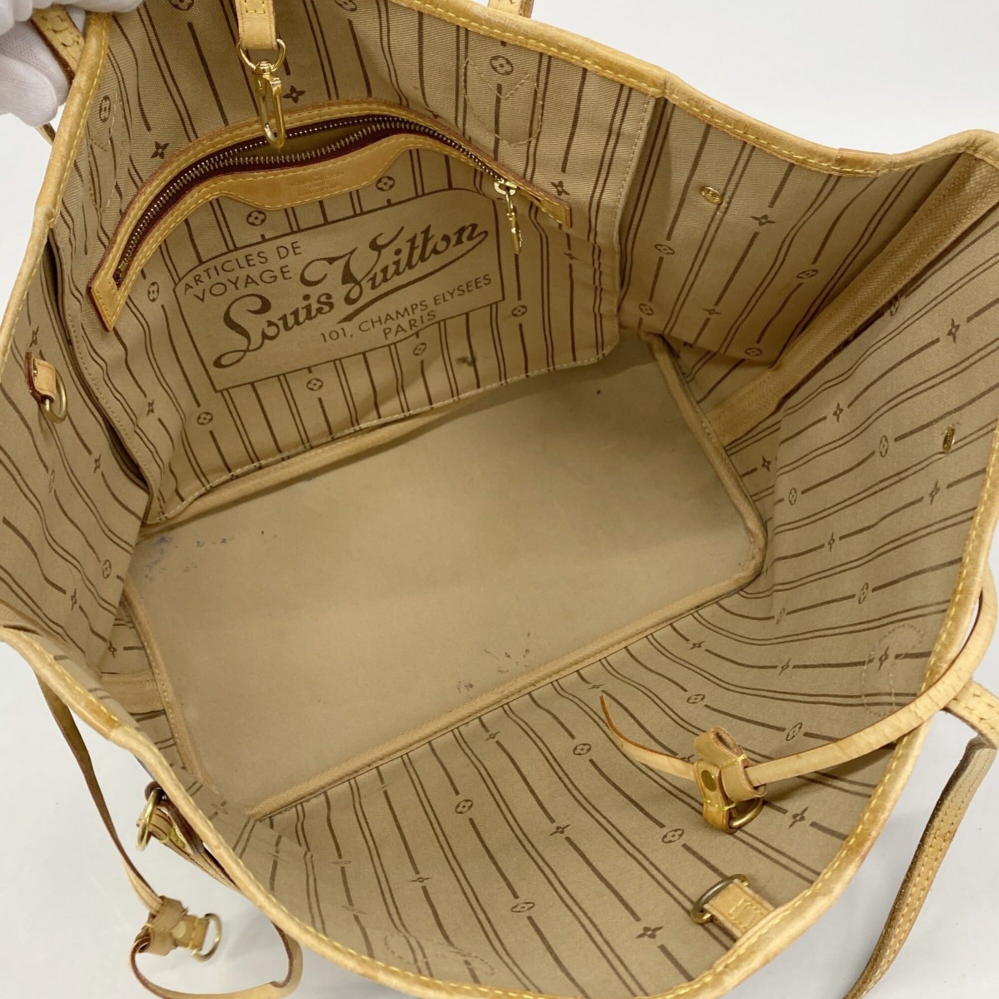 Louis Vuitton Brown Tote Bag (Pre-Owned)