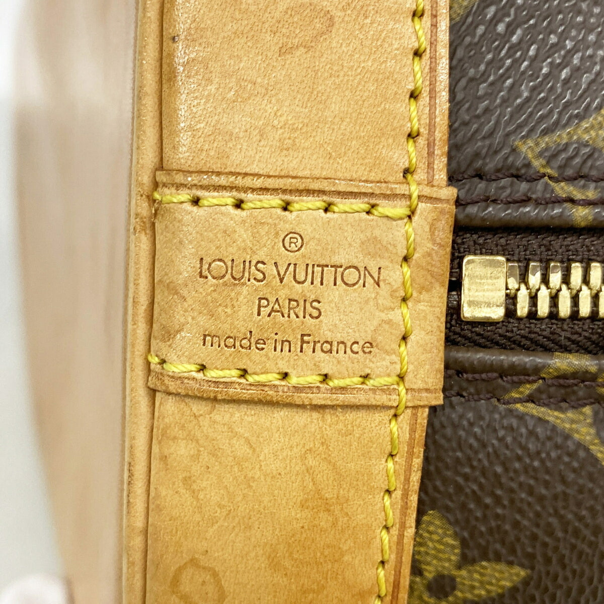 Louis Vuitton Brown Handbag (Pre-Owned)