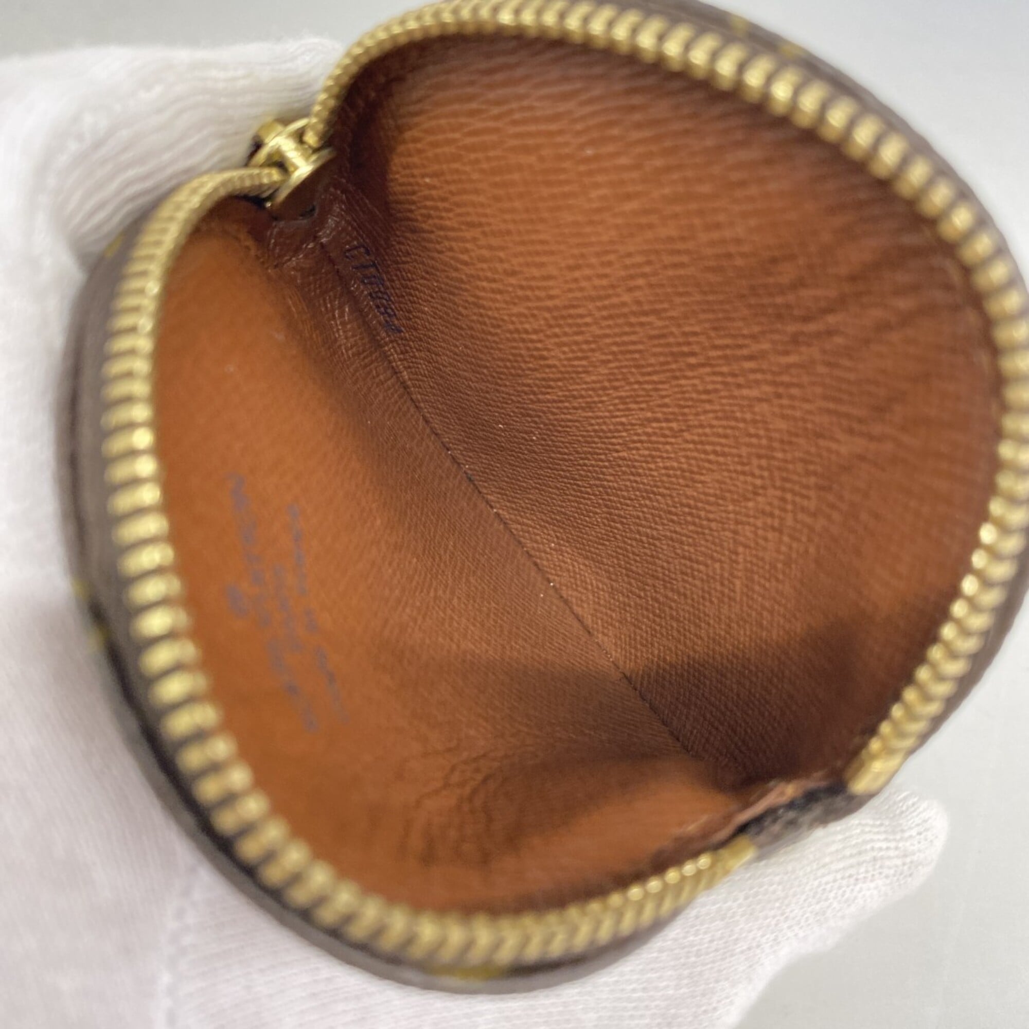 Louis Vuitton Brown Coin Purse/Coin Case (Pre-Owned)