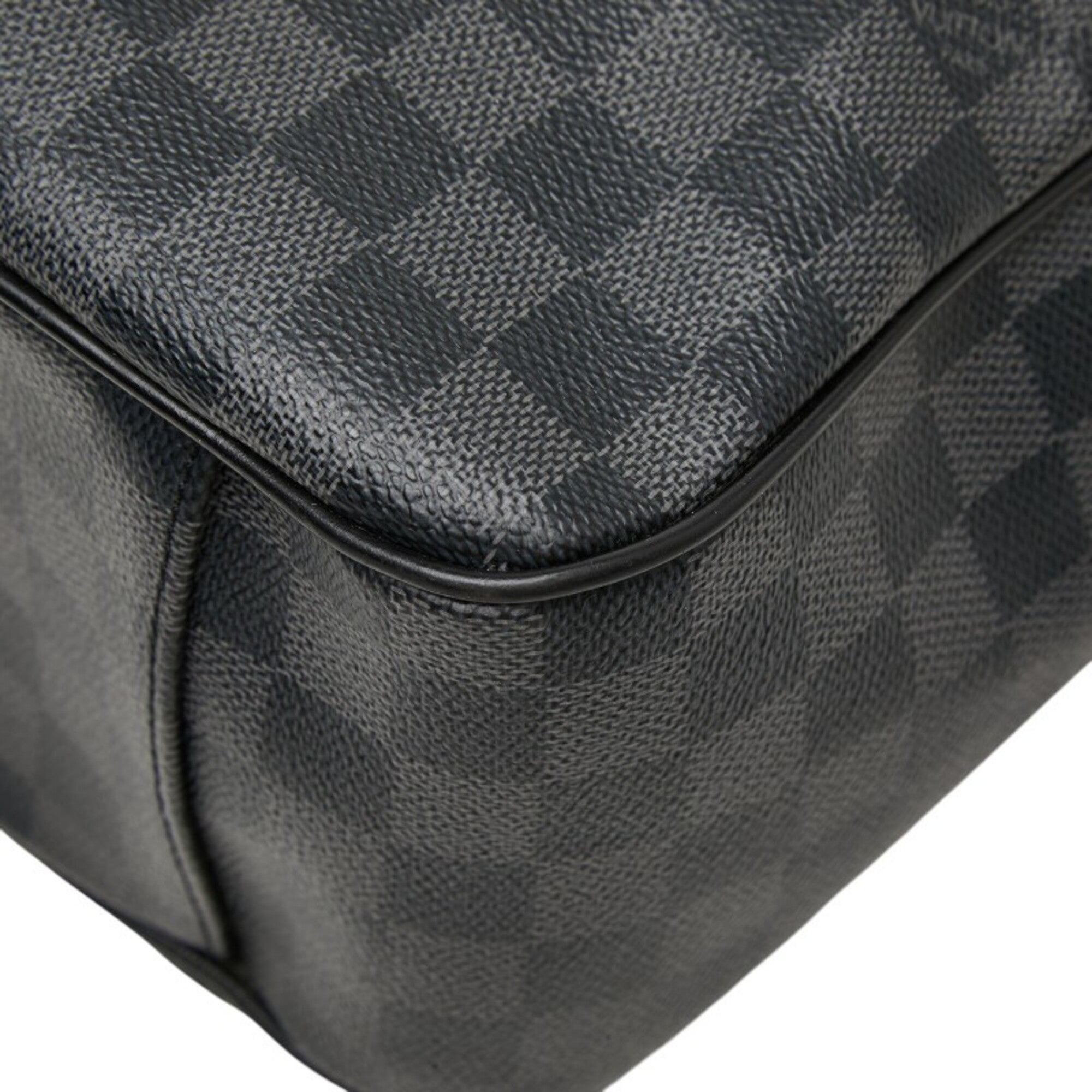 Louis Vuitton Black Pvc Leather Shoulder Bag (Pre-Owned)