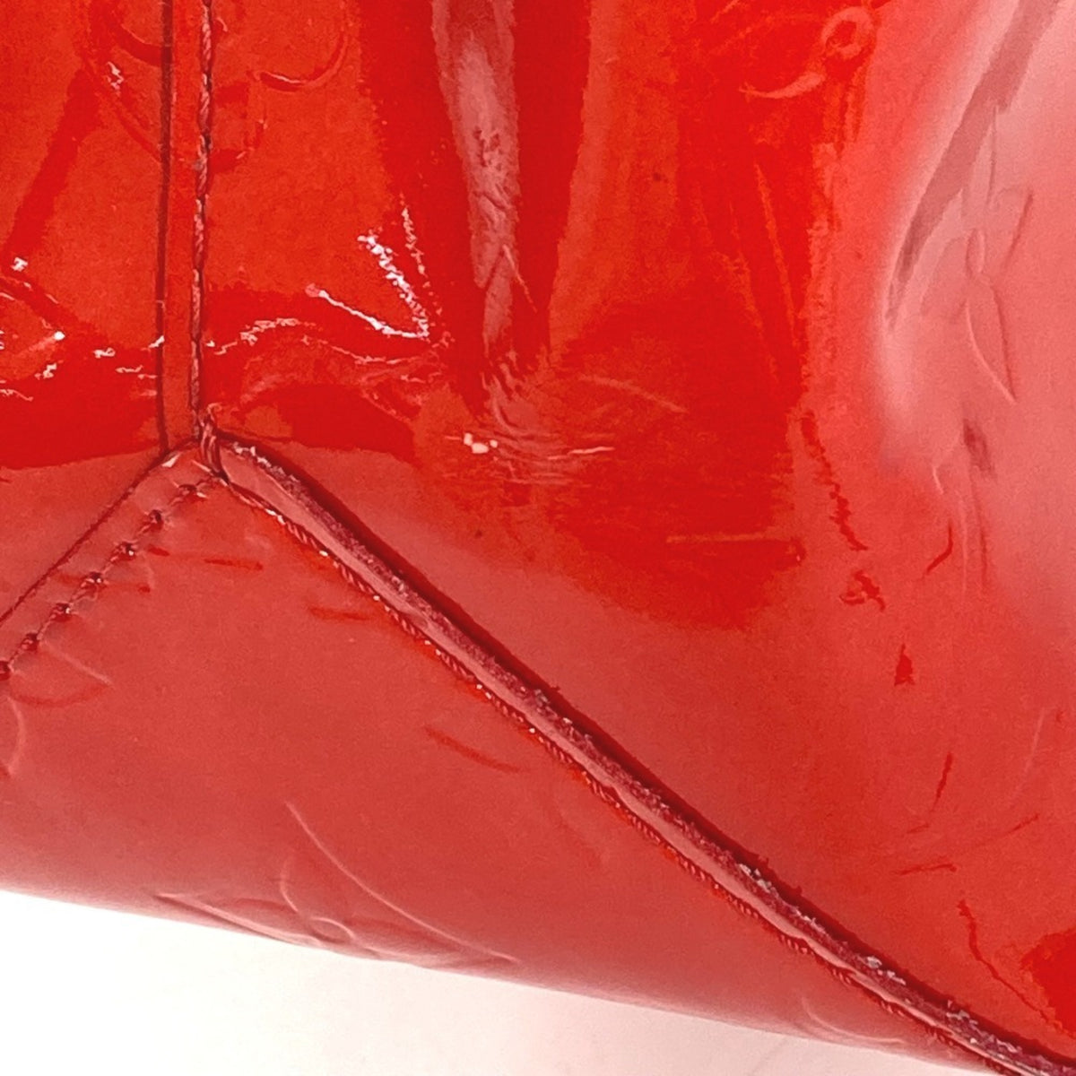 Louis Vuitton Red Color Monogram Vernis Handbag Tote Bag (Pre-Owned)