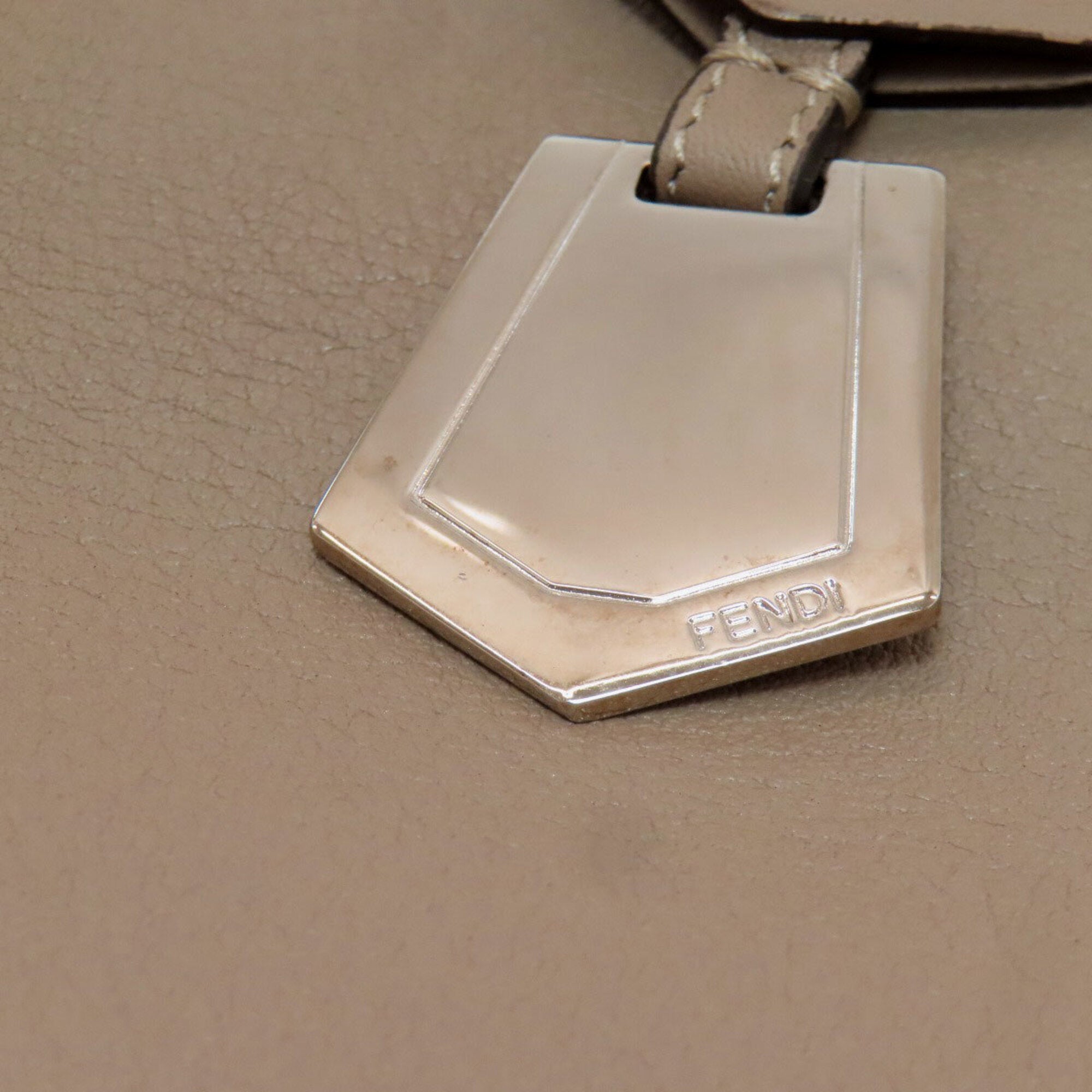 Fendi Grayish Leather Handbag (Pre-Owned)