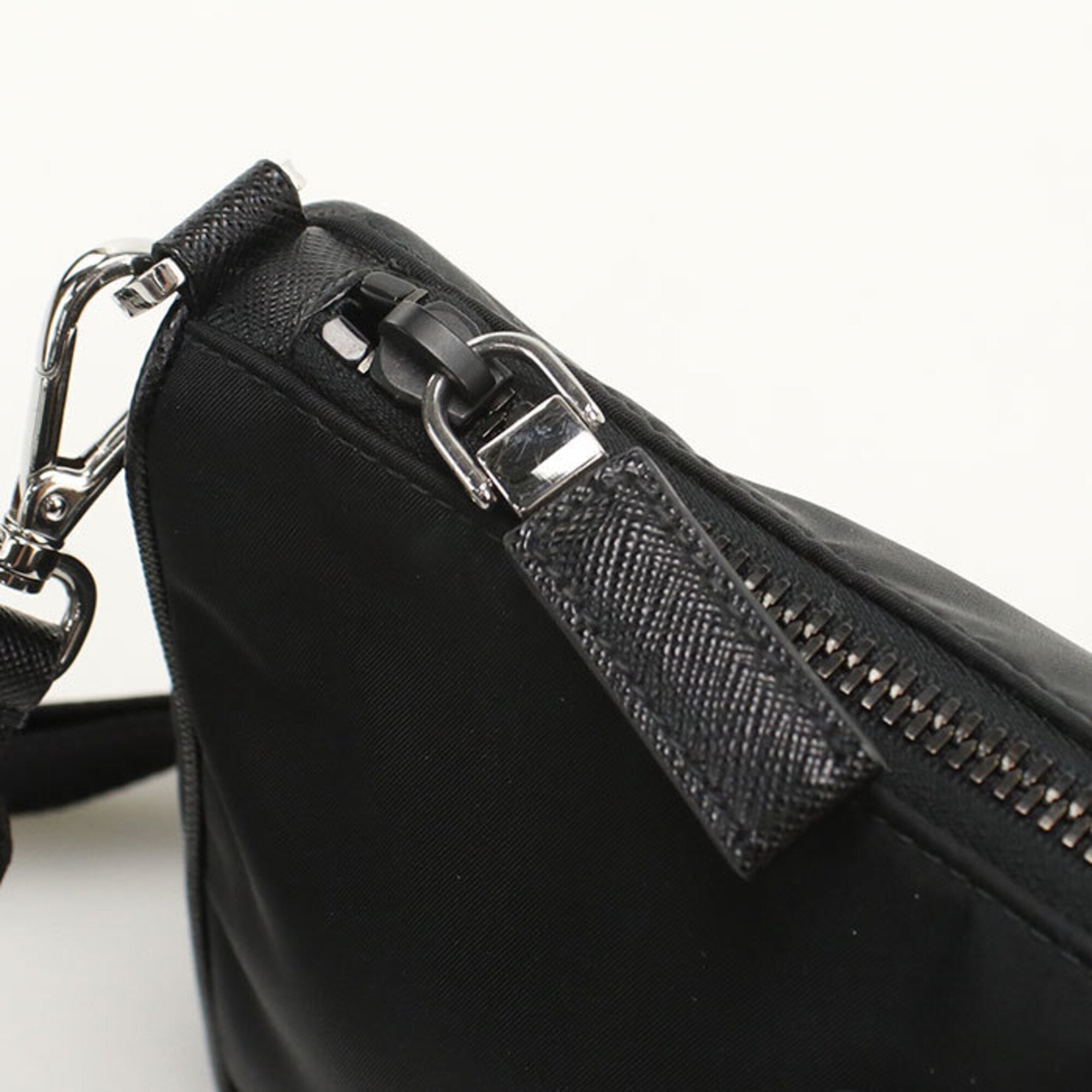 Prada Black Nylon Shoulder Bag (Pre-Owned)