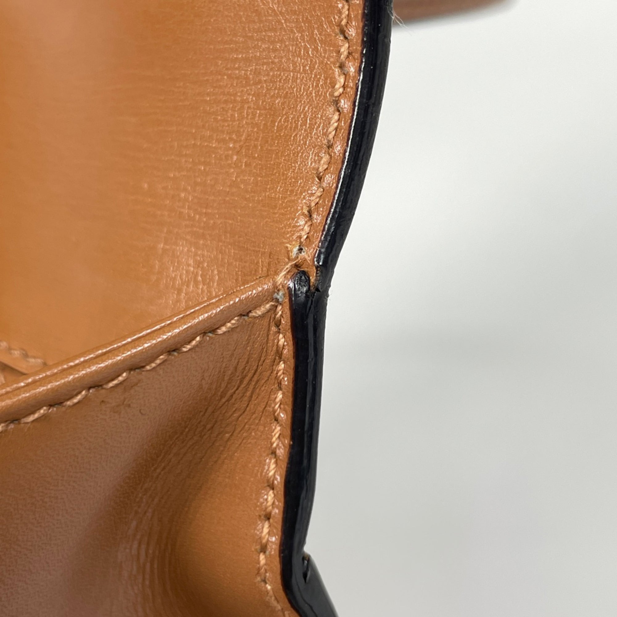 Gucci Brown Leather Handbag (Pre-Owned)
