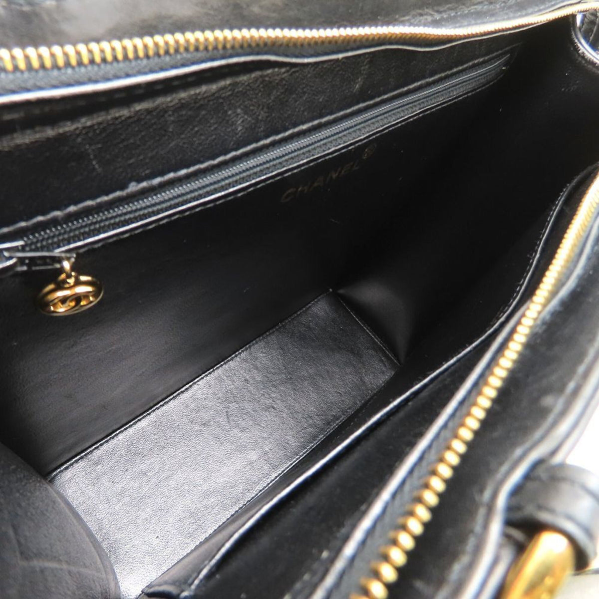 Chanel Black Leather Handbag Tote Bag (Pre-Owned)