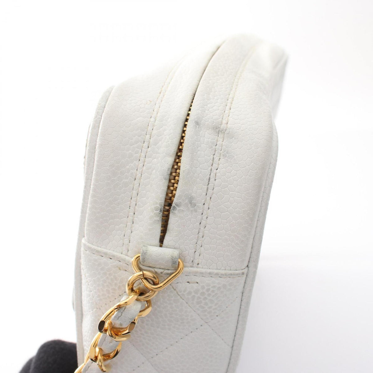 Chanel White Grained Calfskin Handbag Shoulder Bag (Pre-Owned)