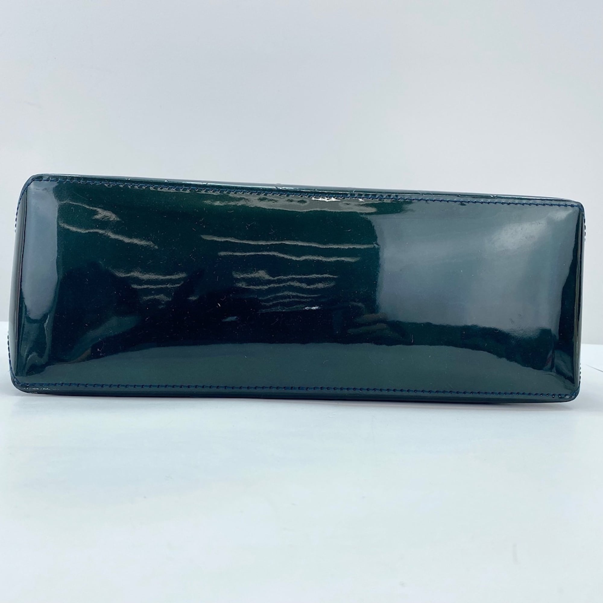 Louis Vuitton Green Handbag (Pre-Owned)