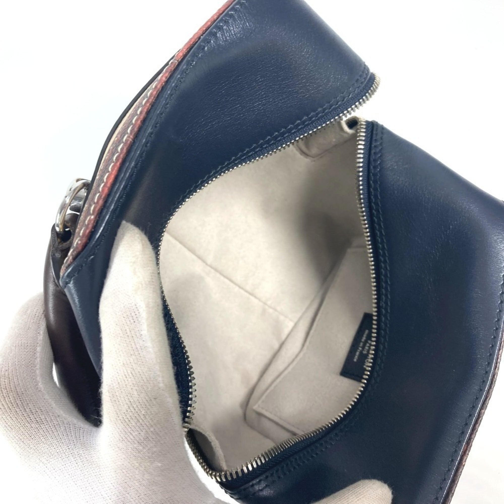 Louis Vuitton Navy Leather Handbag (Pre-Owned)