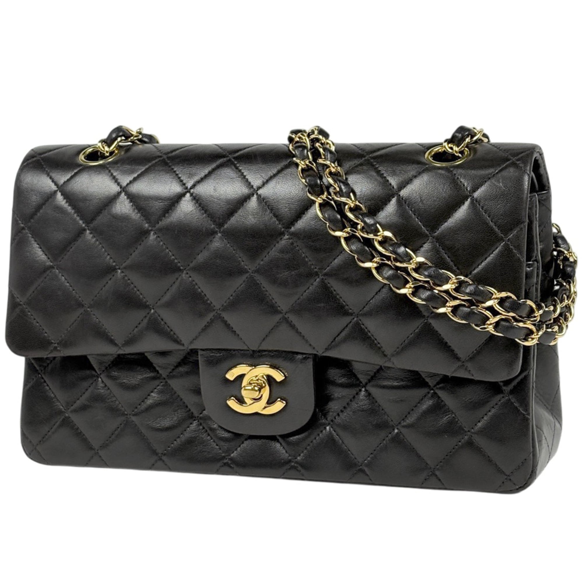 Chanel Matelasse Black Leather Shoulder Bag (Pre-Owned)