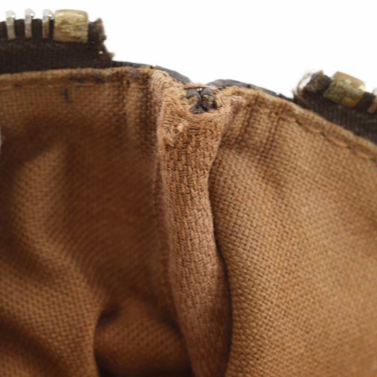 Louis Vuitton Brown Monogram Monogram Pochette Shoulder Bag (Pre-Owned)