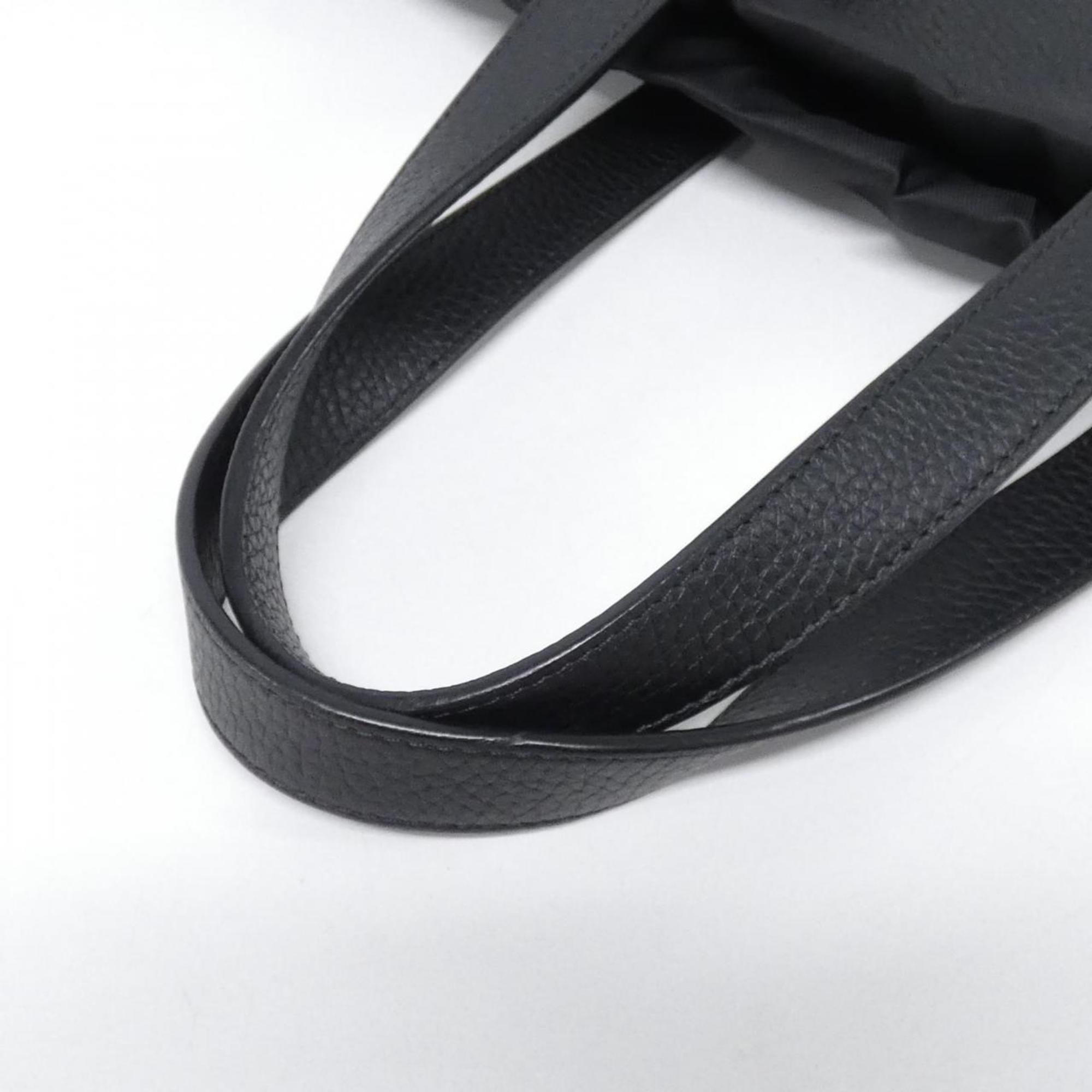 Louis Vuitton Black Leather Shoulder Bag (Pre-Owned)