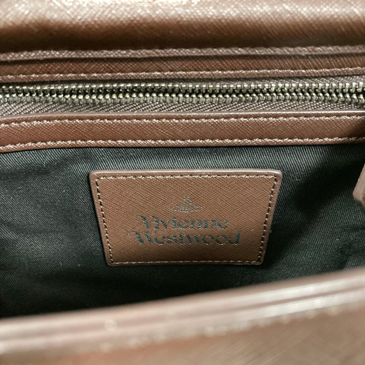 Vivienne Westwood Gray Leather Shoulder Bag (Pre-Owned)