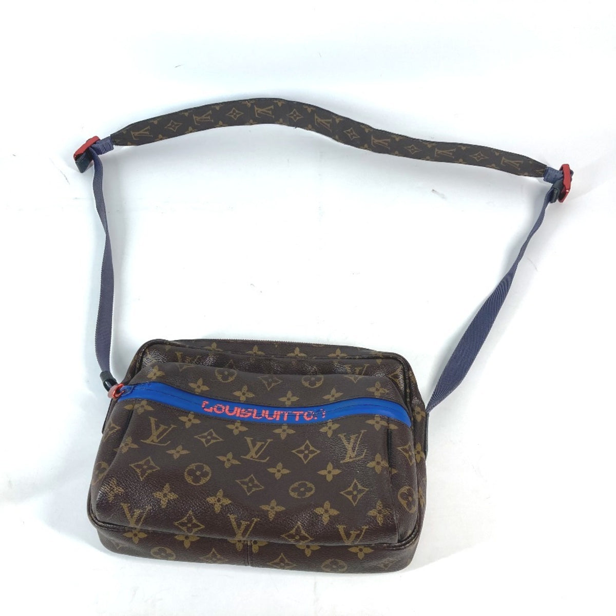 Louis Vuitton Brown Monogram Shoulder Bag Sling Bag (Pre-Owned)