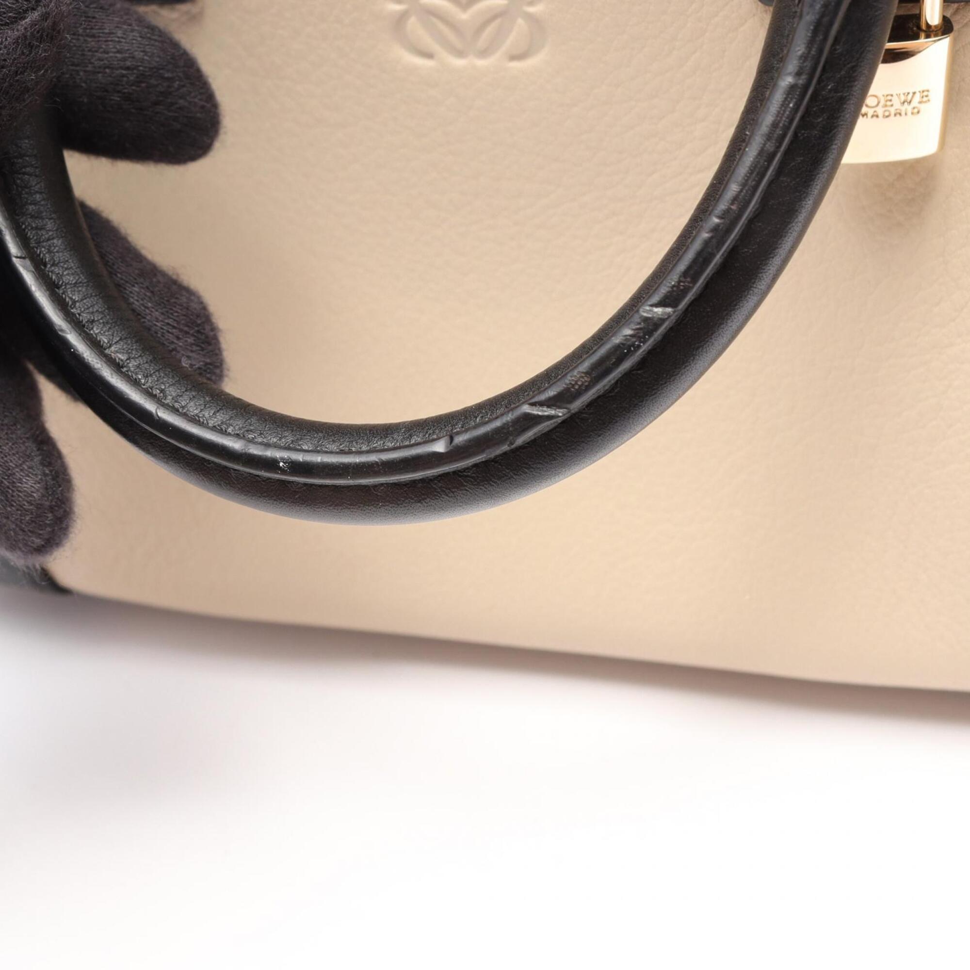 Loewe Beige Black Leather Handbag (Pre-Owned)