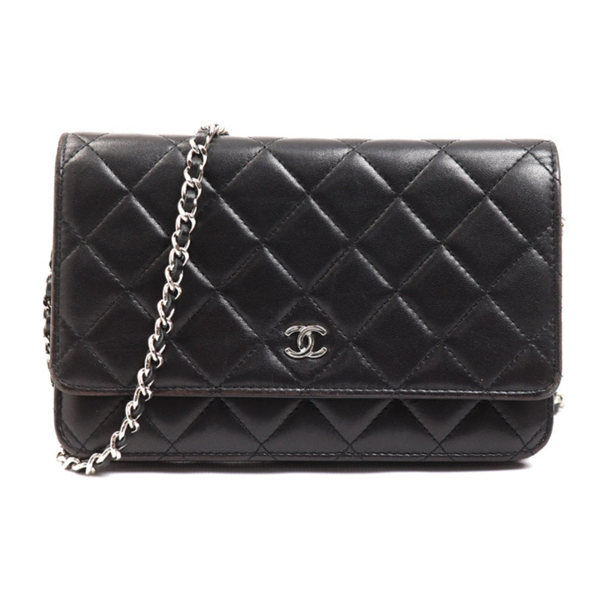 Chanel Black Leather Shoulder Bag (Pre-Owned)