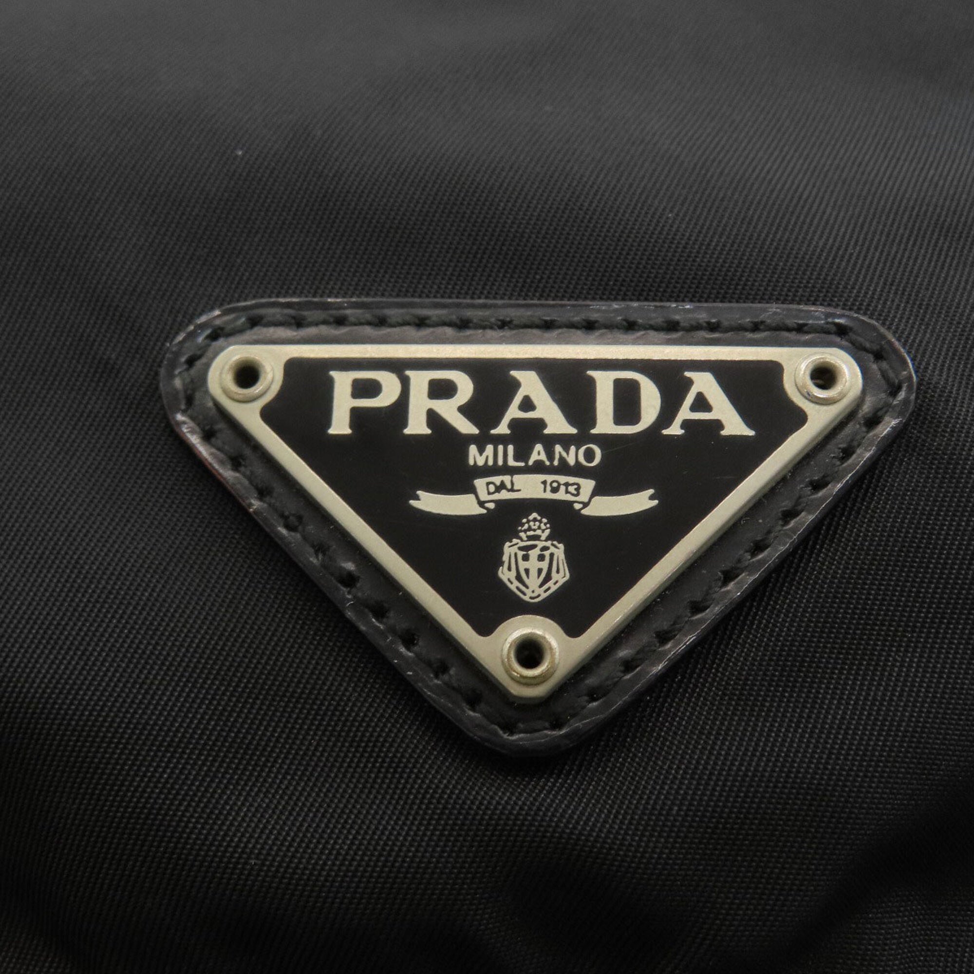 Prada Black Nylon Messenger Bag Shoulder Bag (Pre-Owned)