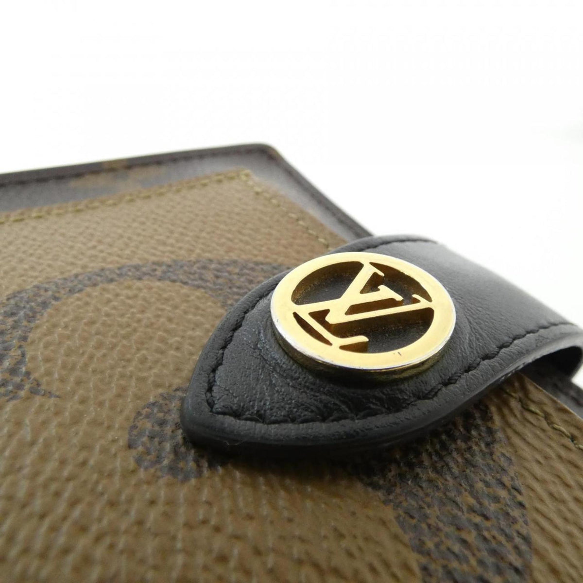 Louis Vuitton Brown Coated Canvas Wallet (Bi-Fold) (Pre-Owned)
