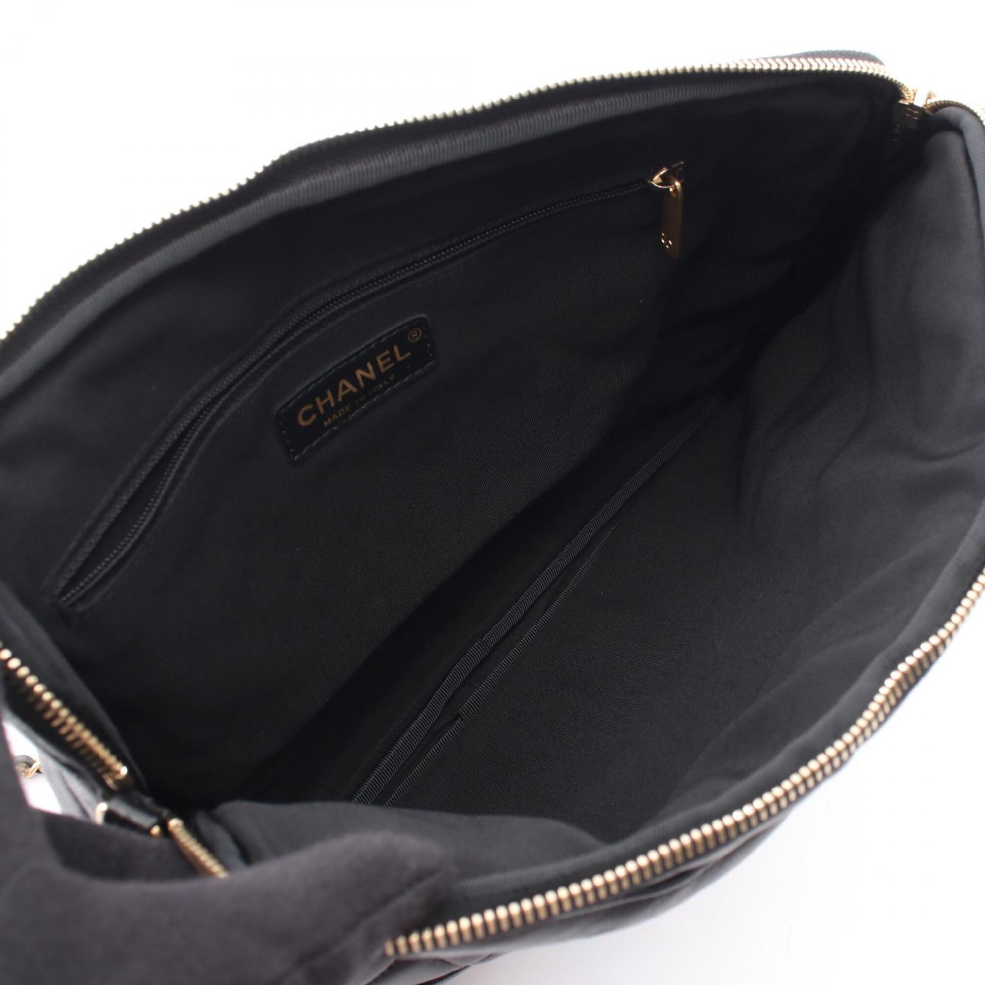 Chanel Black Leather Handbag Shoulder Bag (Pre-Owned)