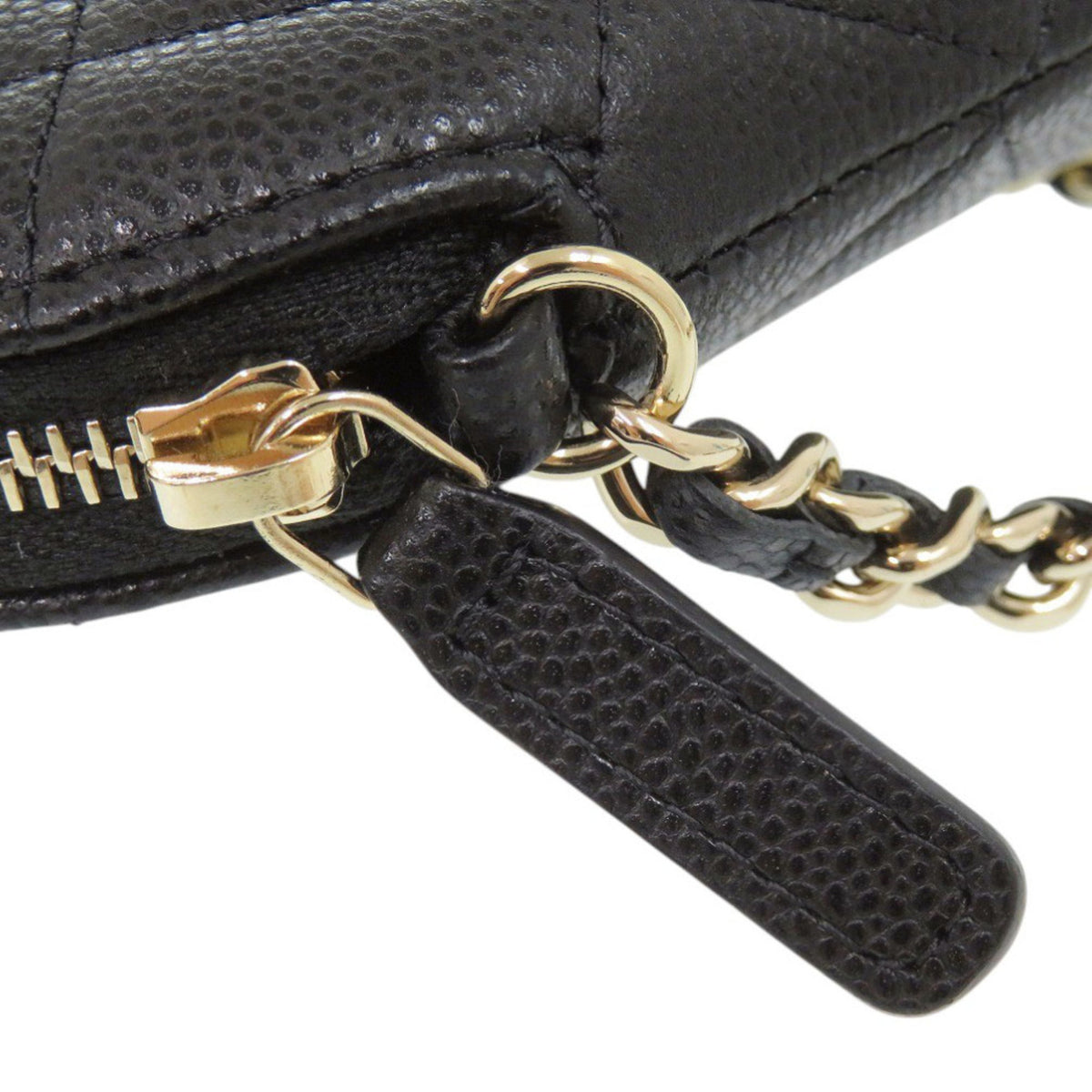 Chanel Black Grained Calfskin Shoulder Bag (Pre-Owned)
