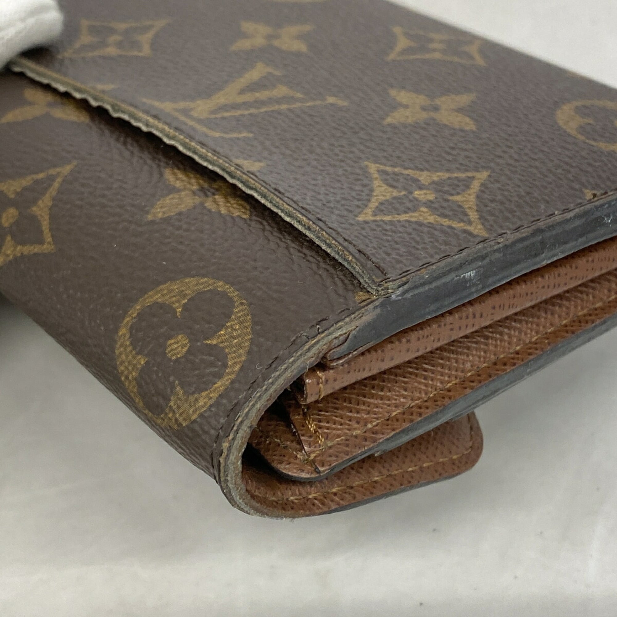 Louis Vuitton Brown Long Wallet (Bi-Fold) (Pre-Owned)