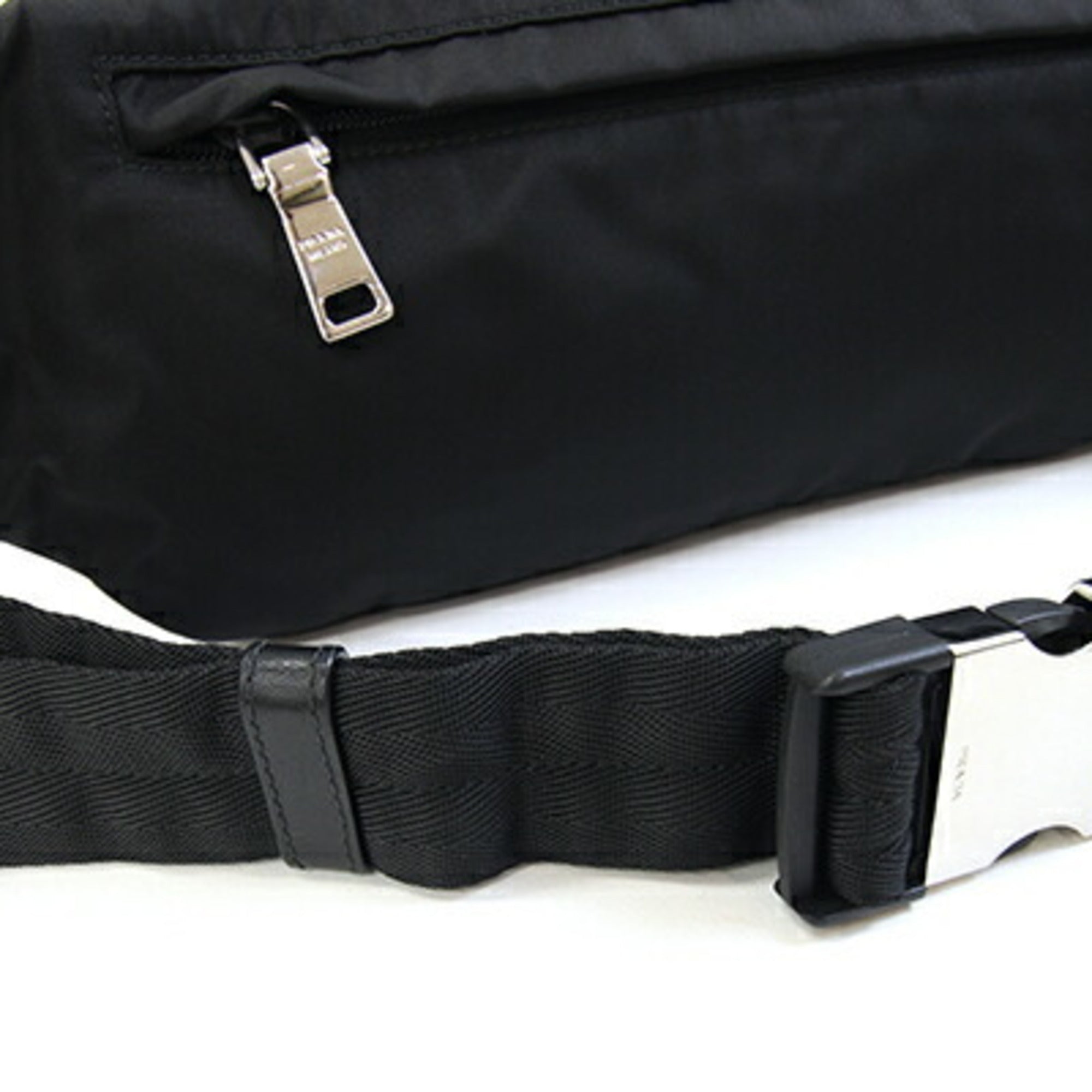 Prada Black Nylon Leather Sling Bag (Pre-Owned)