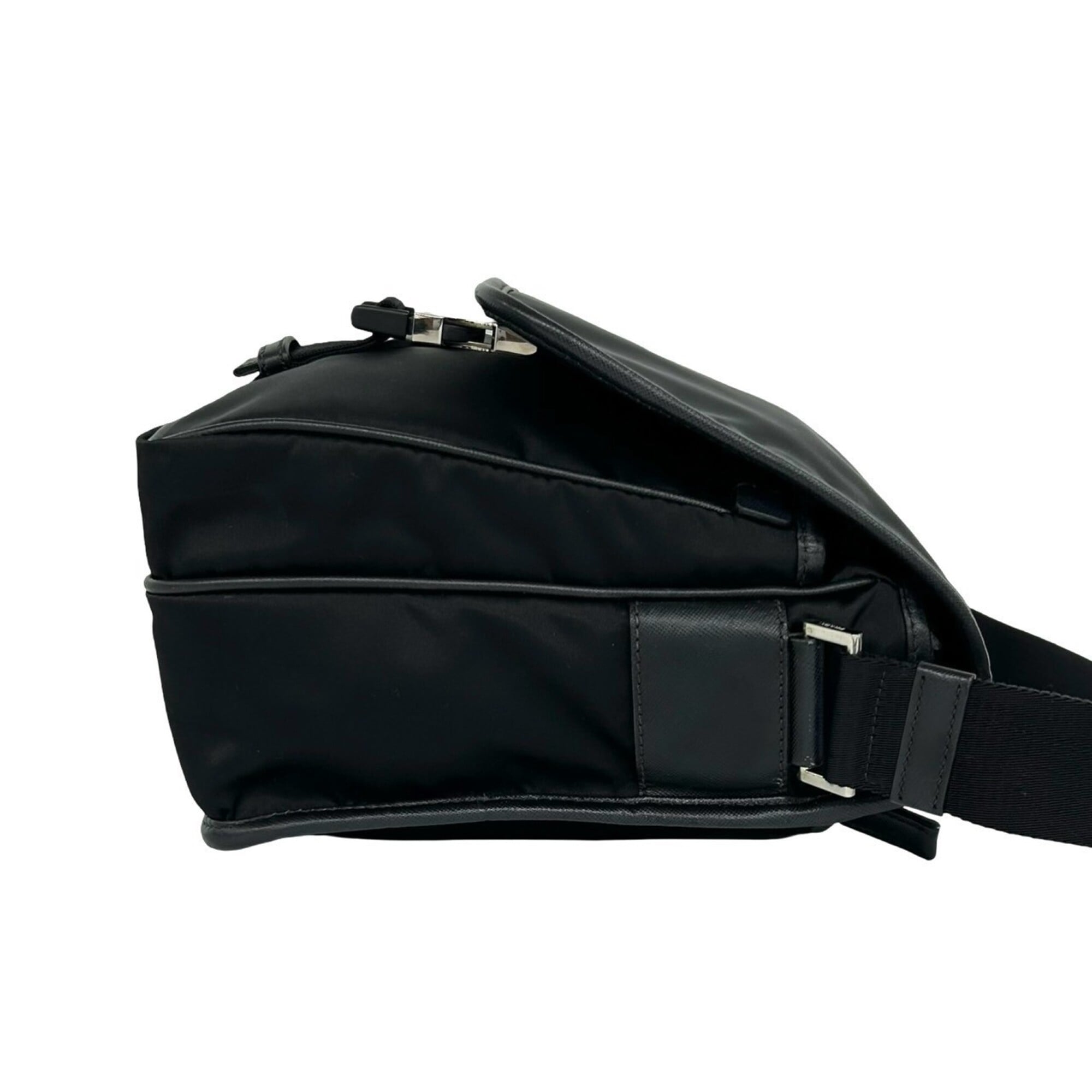 Prada Black Nylon Leather Shoulder Bag (Pre-Owned)