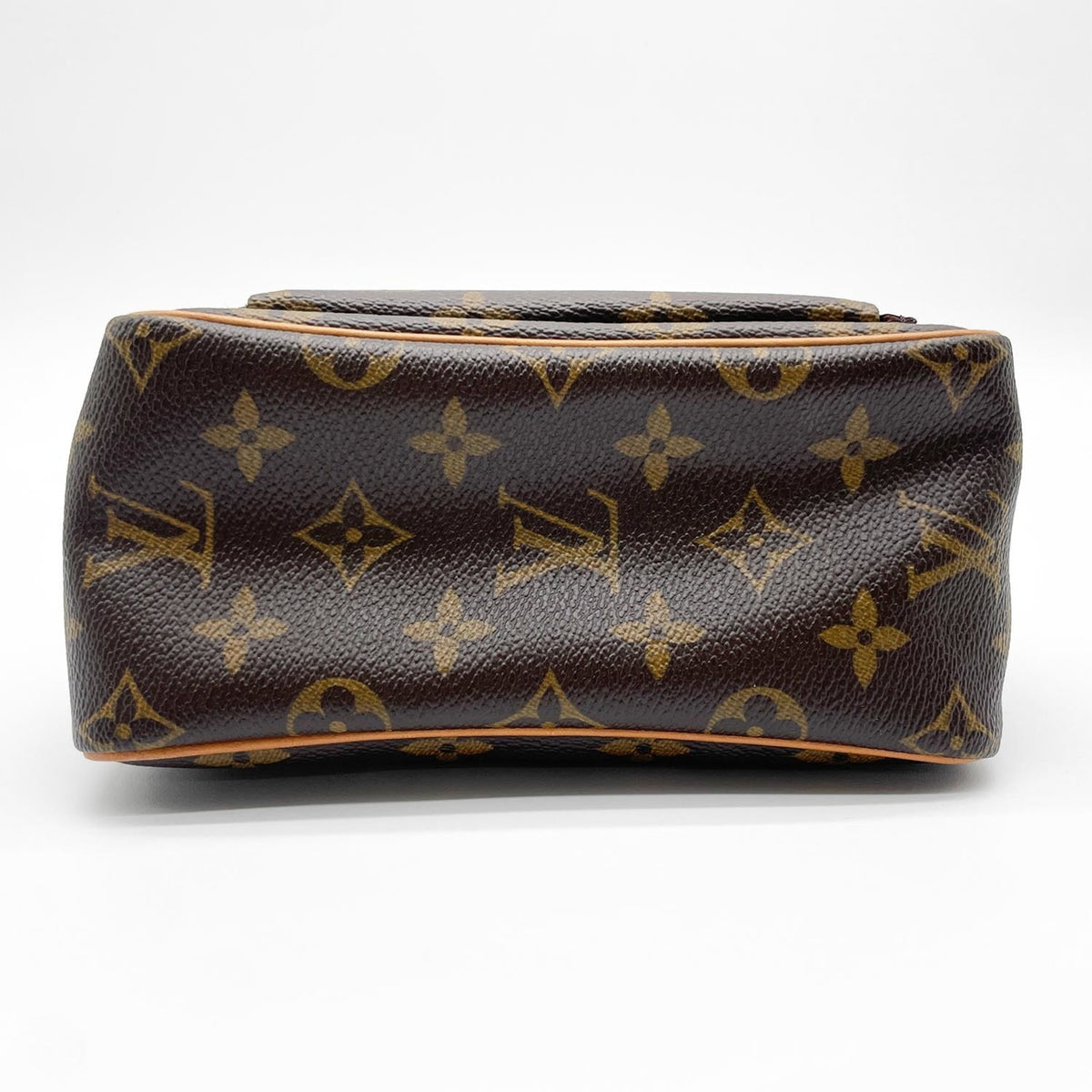 Louis Vuitton Monogram Brown Monogram Shoulder Bag (Pre-Owned)