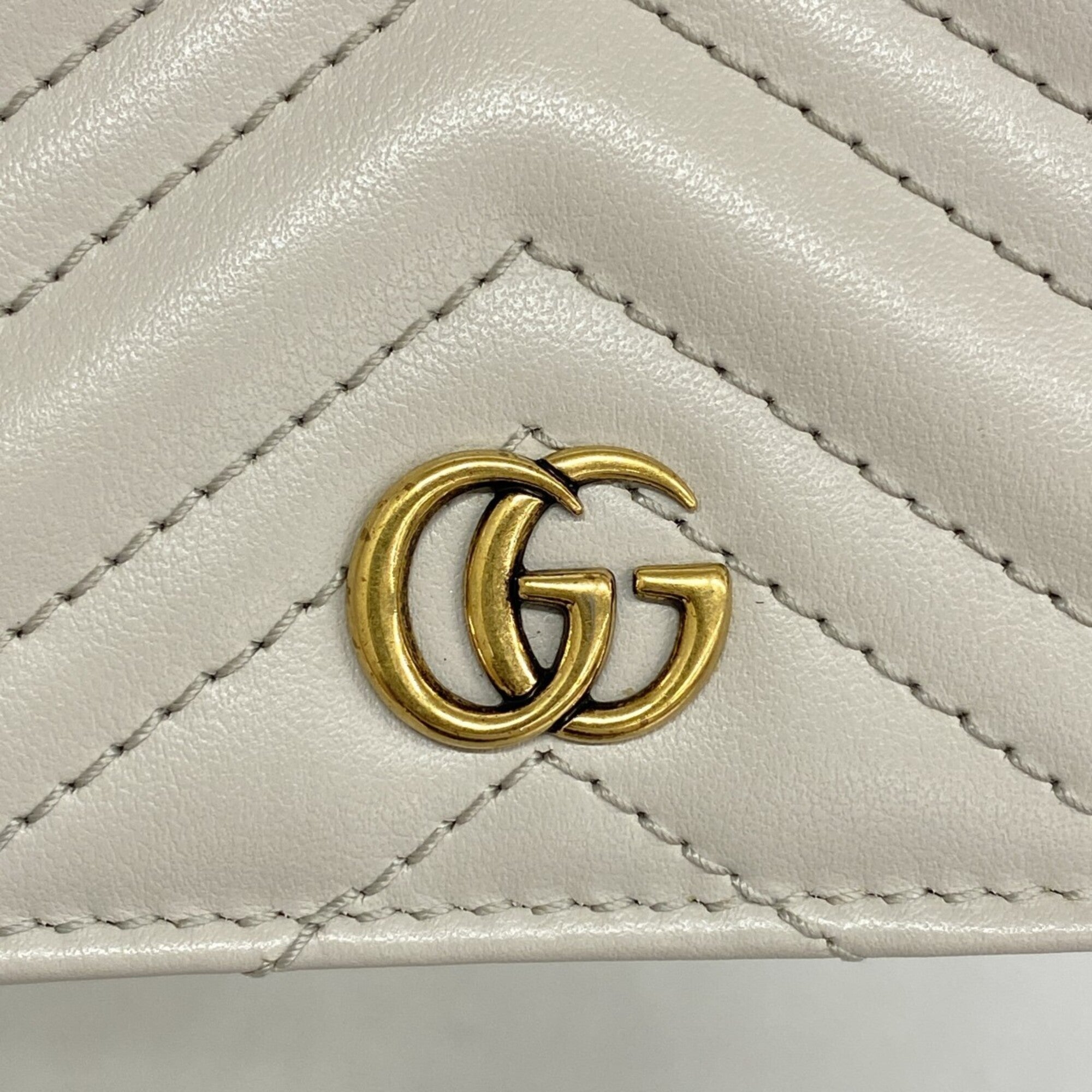 Gucci Gray Leather Wallet (Bi-Fold) (Pre-Owned)
