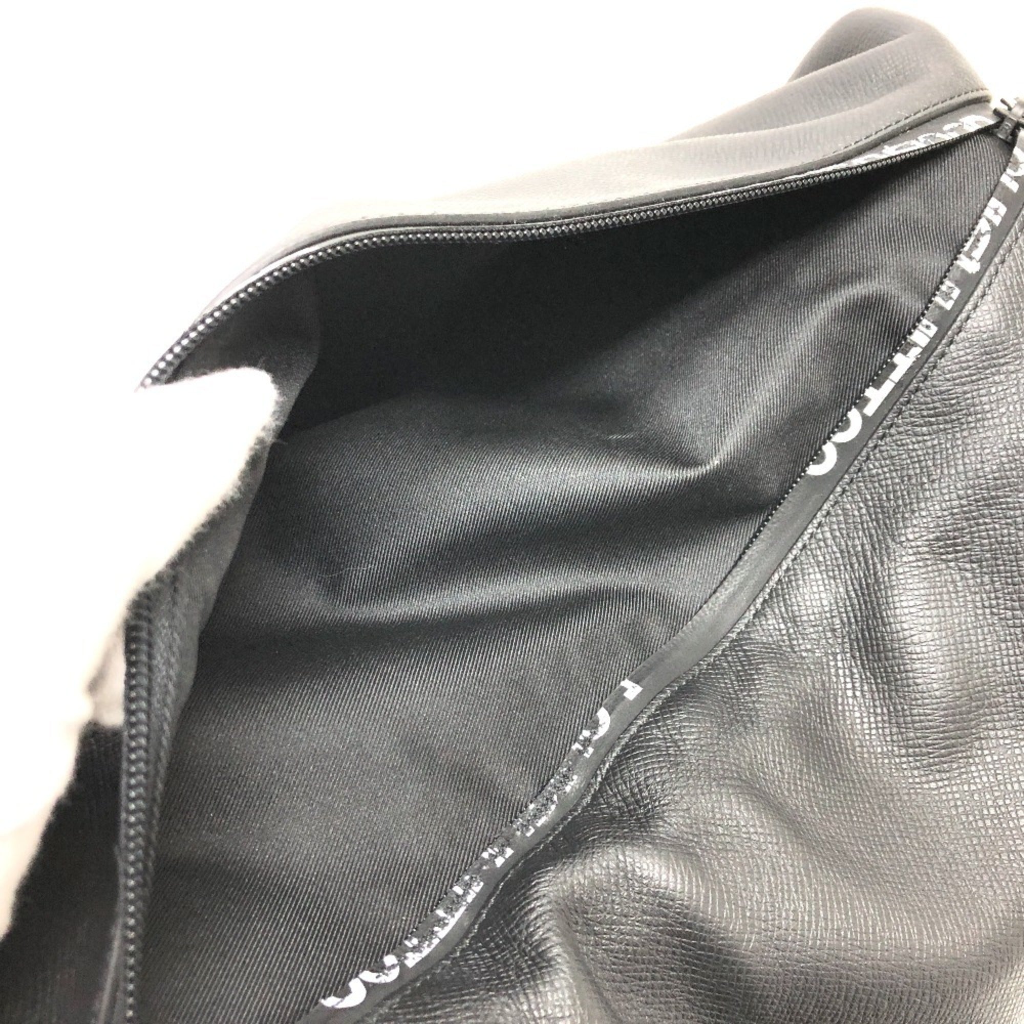 Louis Vuitton Taiga Ardoise Taiga Leather Tote Bag (Pre-Owned)